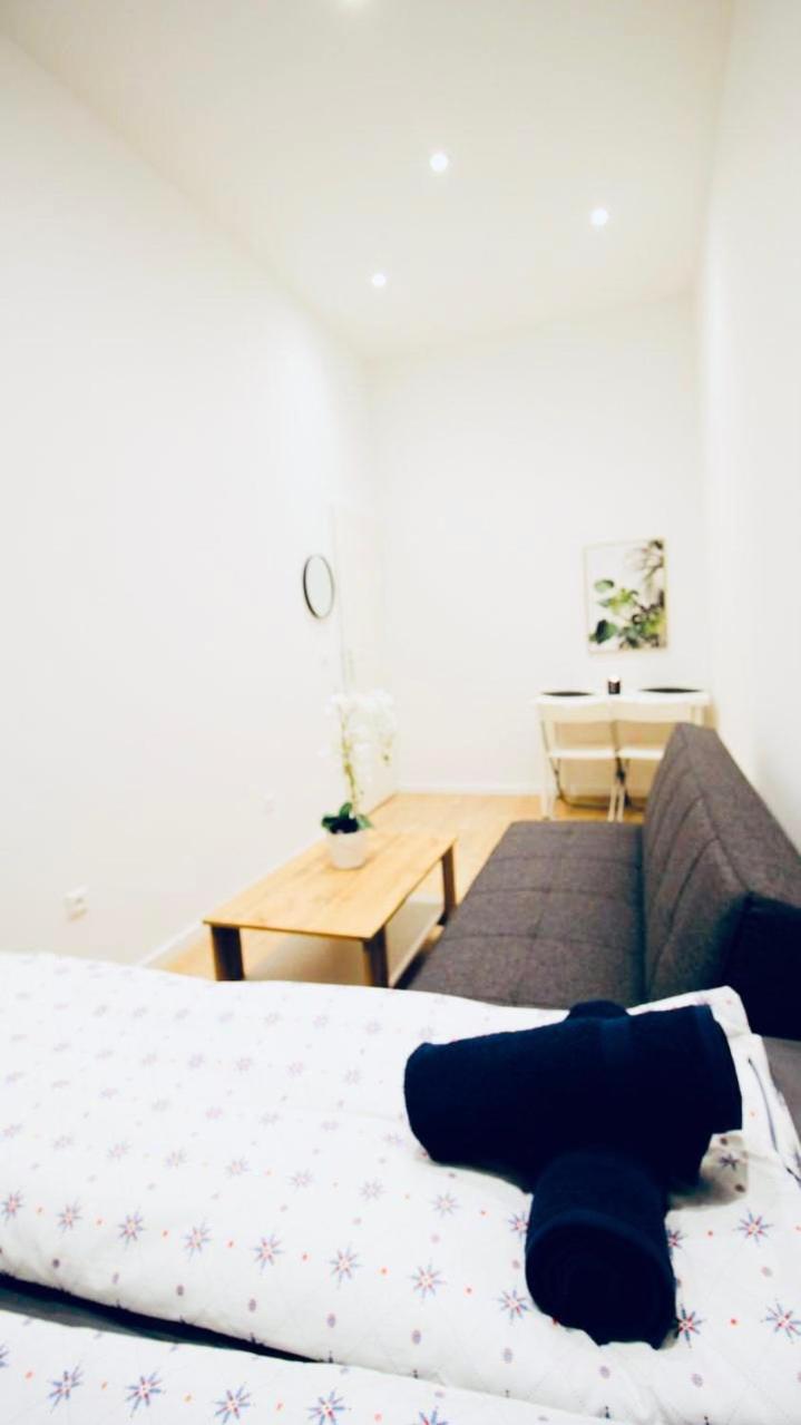 6 min to Amusement Park - Economy Rooms in Shared Apartment