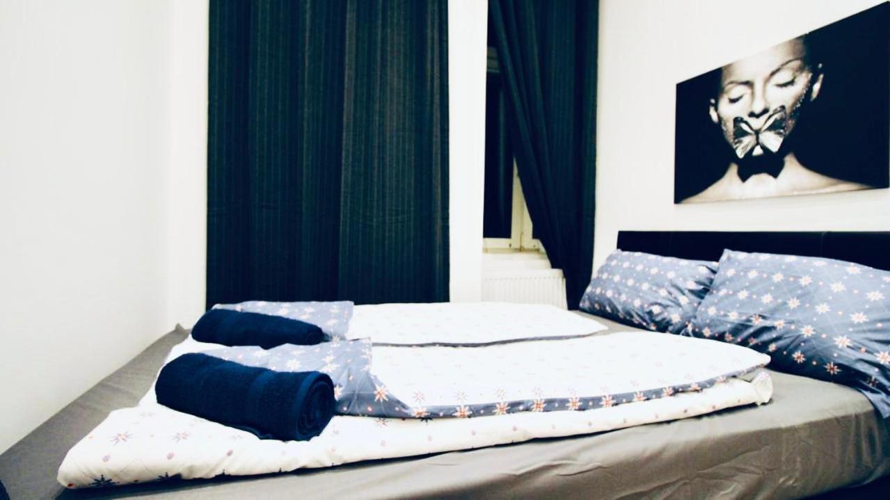 6 min to Amusement Park - Economy Rooms in Shared Apartment