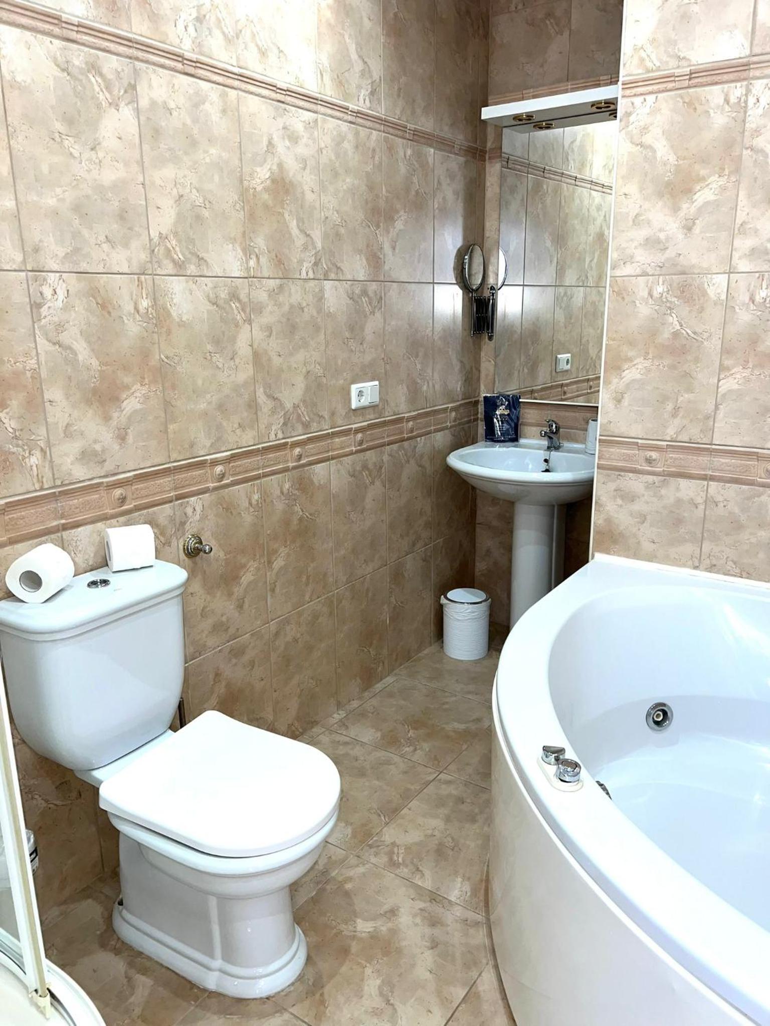 Villa with Private Pool in El Chaparral