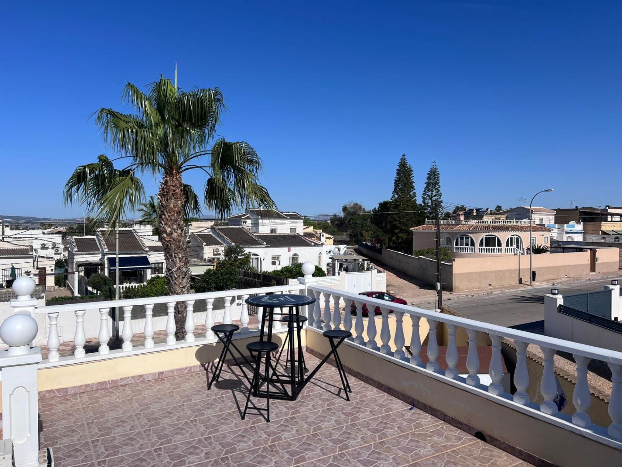 Villa with Private Pool in El Chaparral