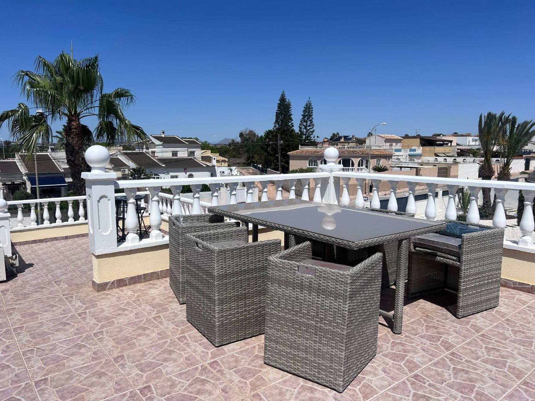 Villa with Private Pool in El Chaparral