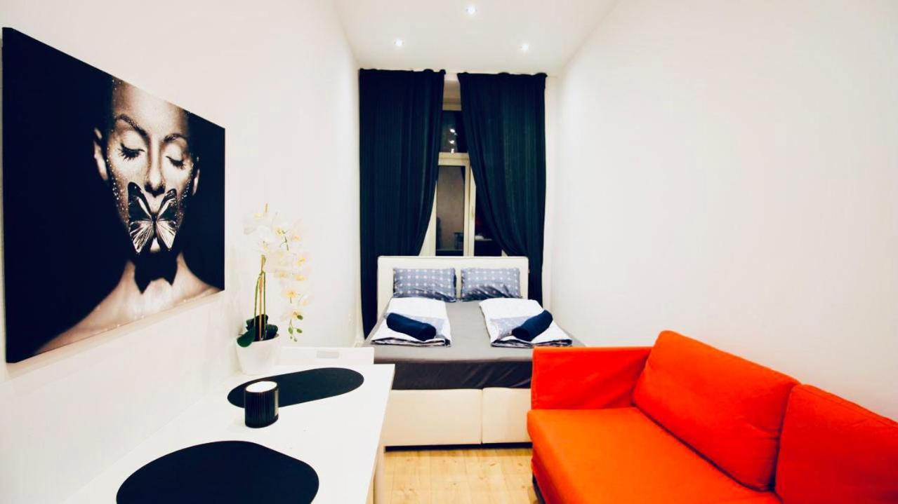 6 min to Amusement Park - Economy Rooms in Shared Apartment
