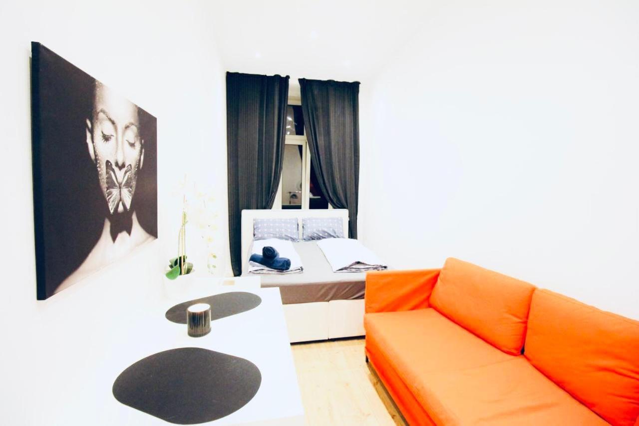 6 min to Amusement Park - Economy Rooms in Shared Apartment