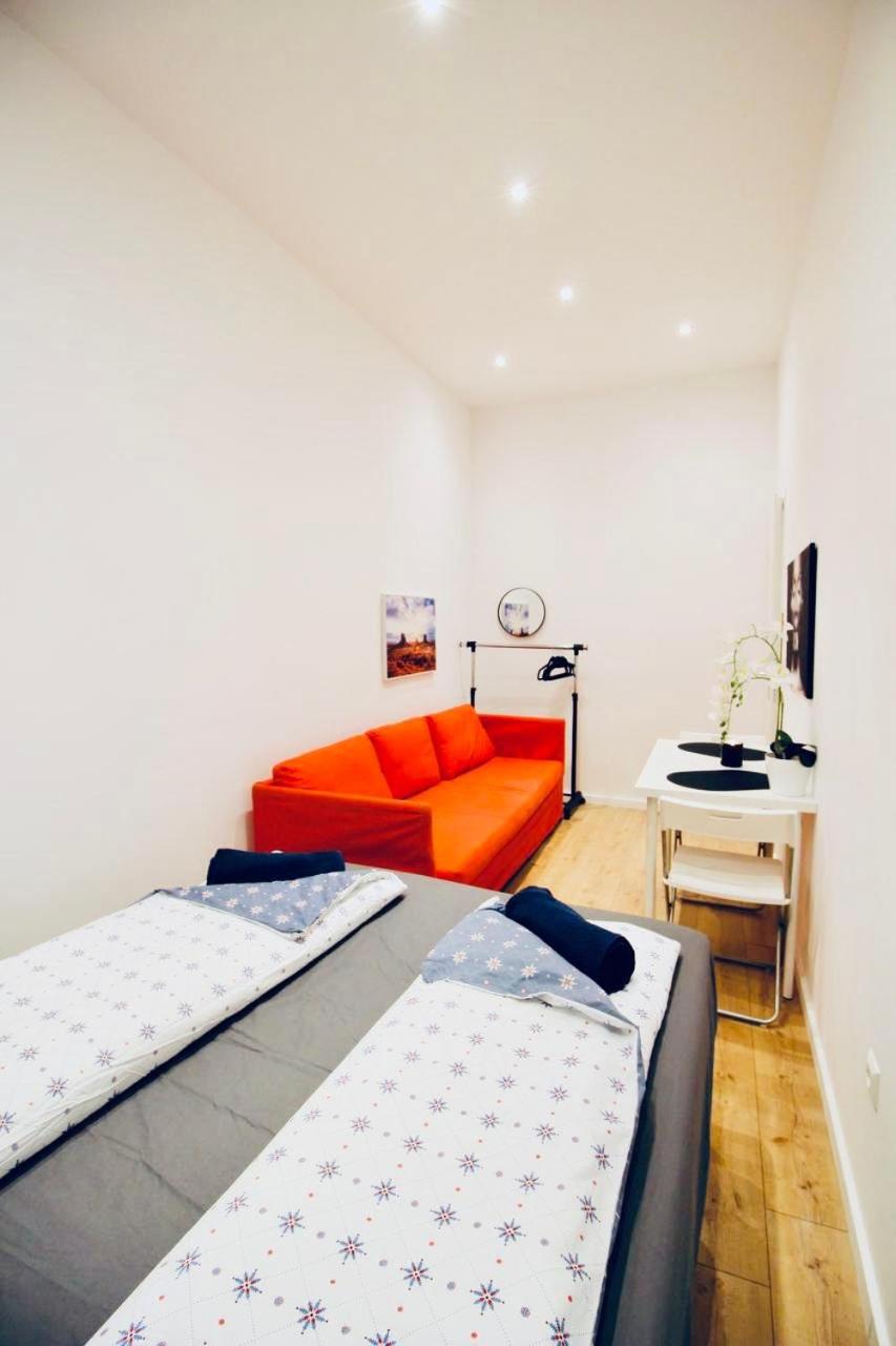 6 min to Amusement Park - Economy Rooms in Shared Apartment