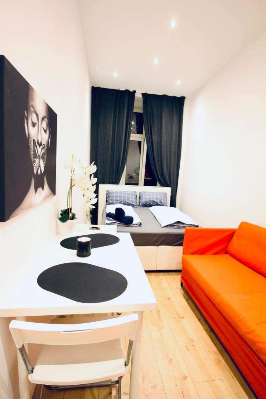 6 min to Amusement Park - Economy Rooms in Shared Apartment