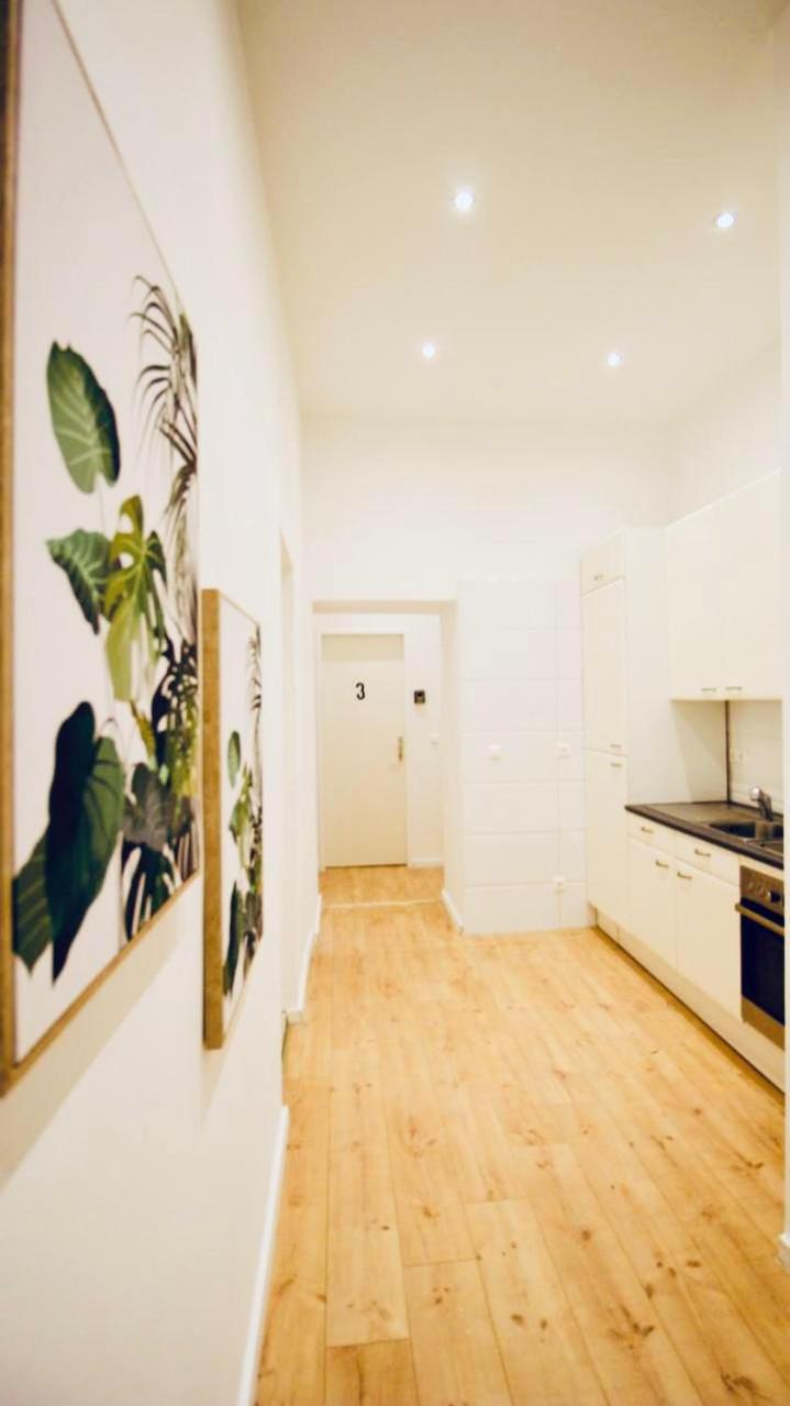 6 min to Amusement Park - Economy Rooms in Shared Apartment