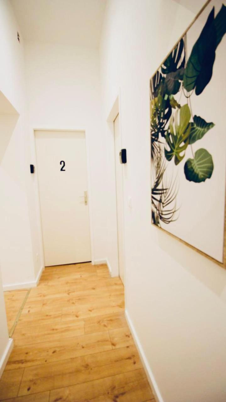 6 min to Amusement Park - Economy Rooms in Shared Apartment