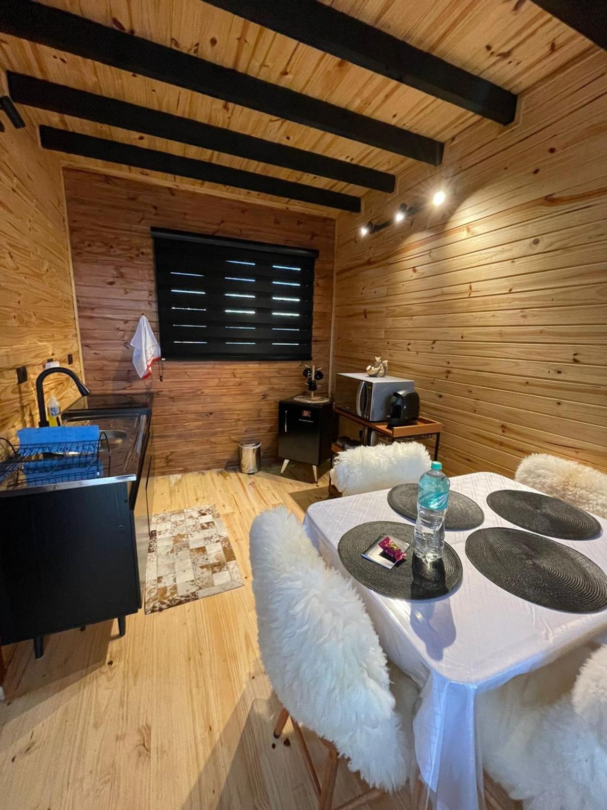 Cabana Canadá Black