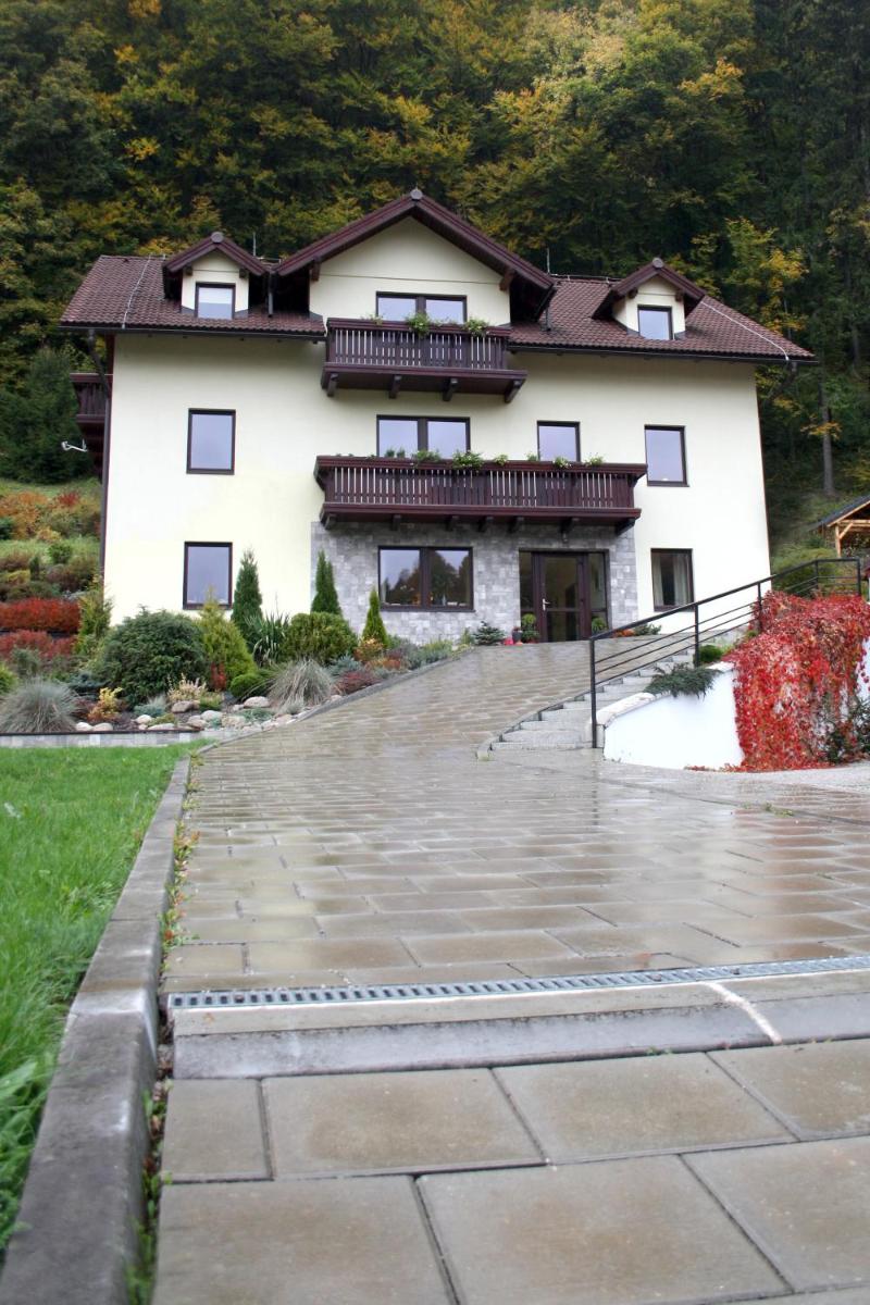 Photo 28