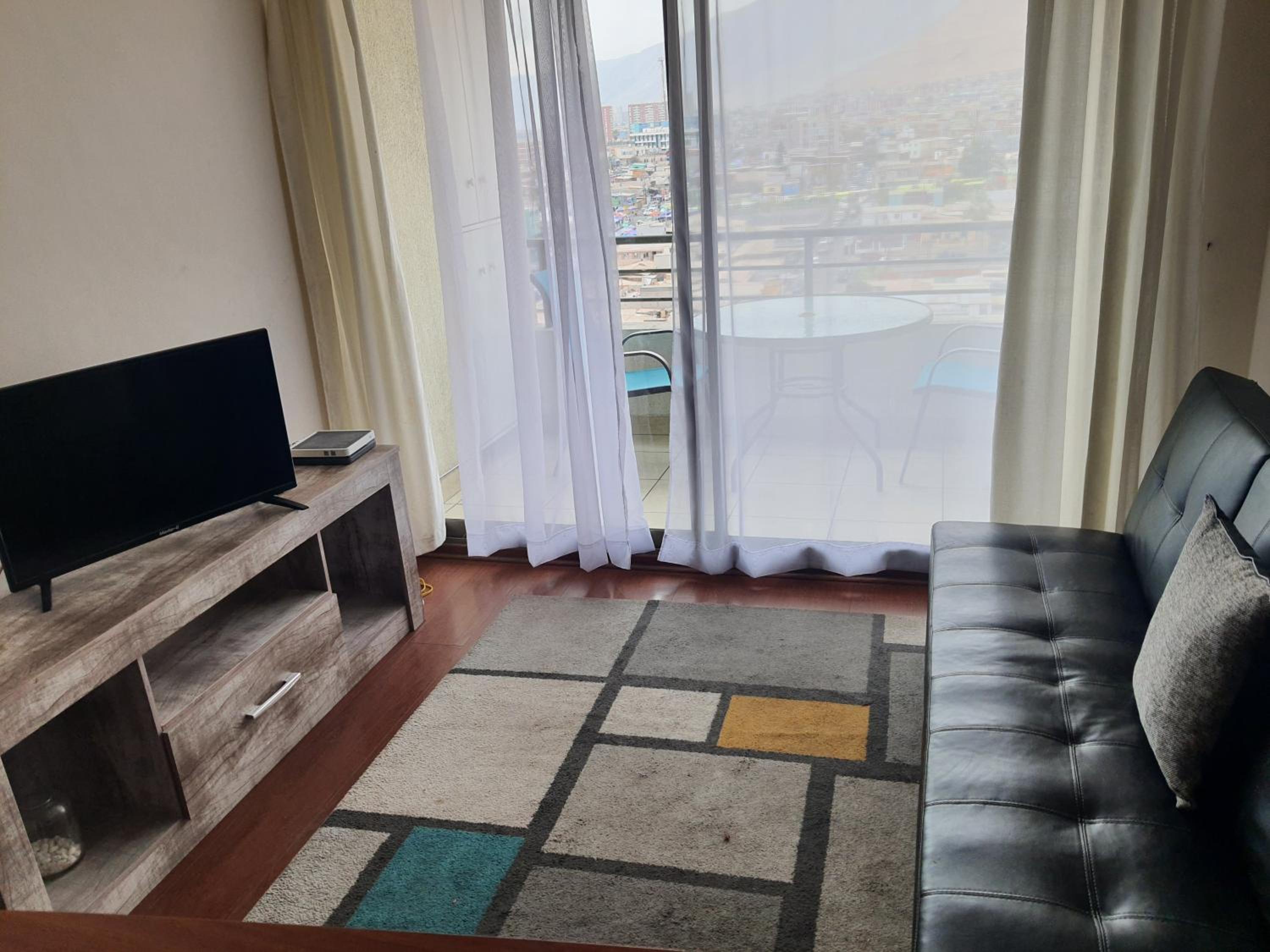 Departamento detrás de playa brava avenida cerca de Jumbo