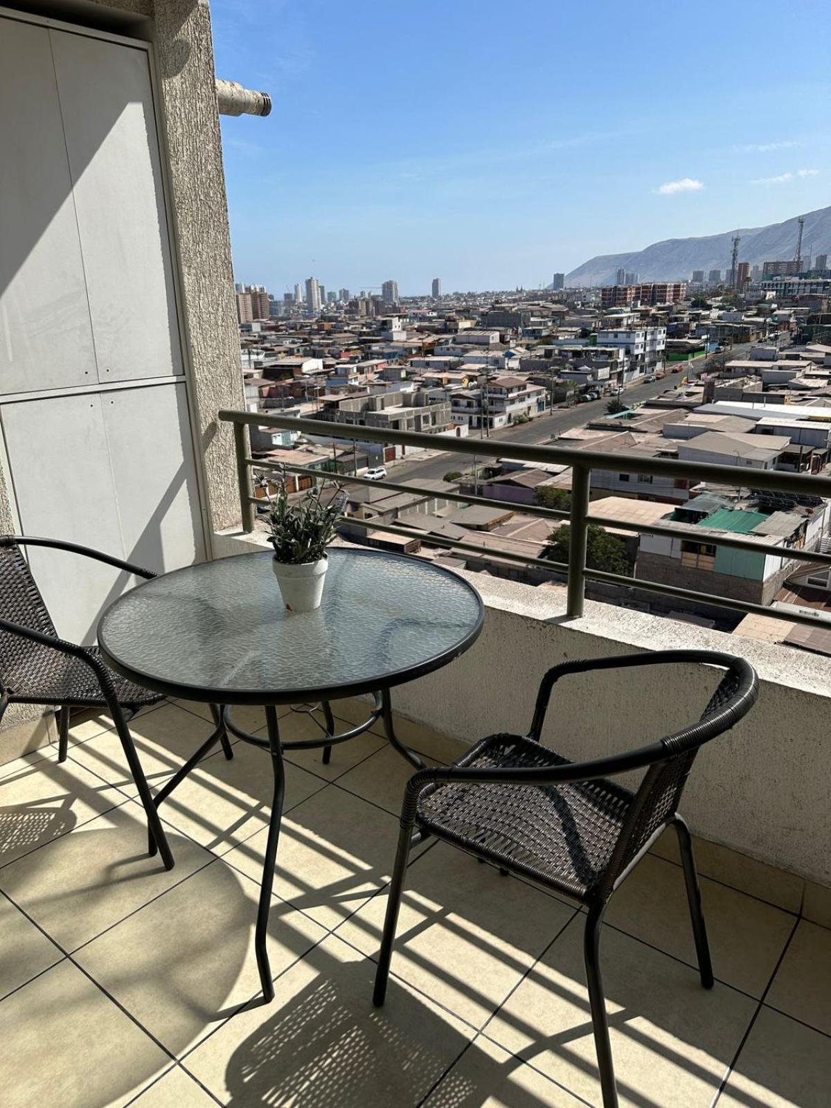 Departamento detrás de playa brava avenida cerca de Jumbo