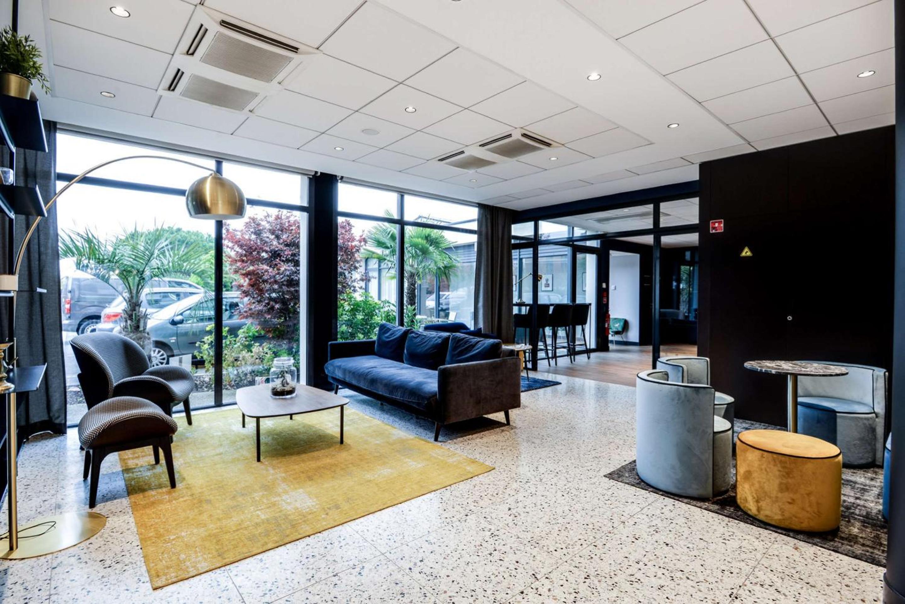 Brit Hotel Du Stade Rennes Ouest en Rennes — recepcion & lobby