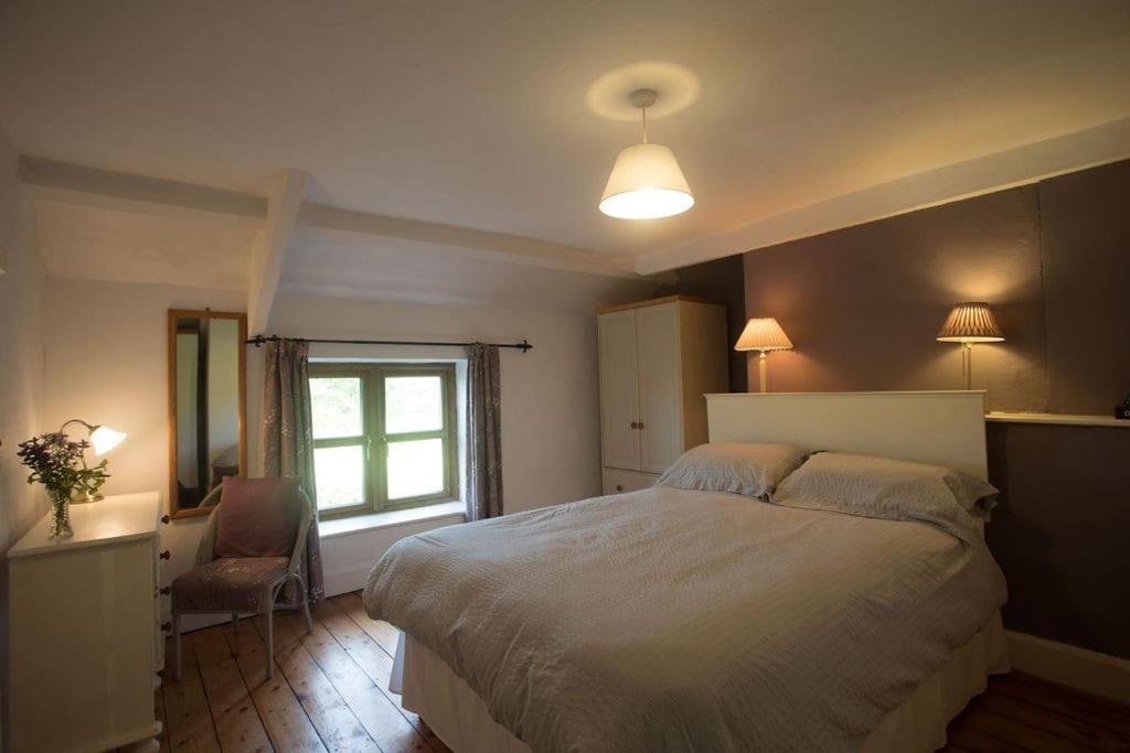 Perfect cottage retreat near the Brecon Beacons view 2