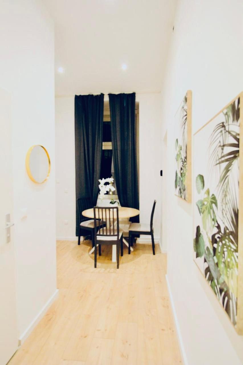 6 min to Amusement Park - Economy Rooms in Shared Apartment