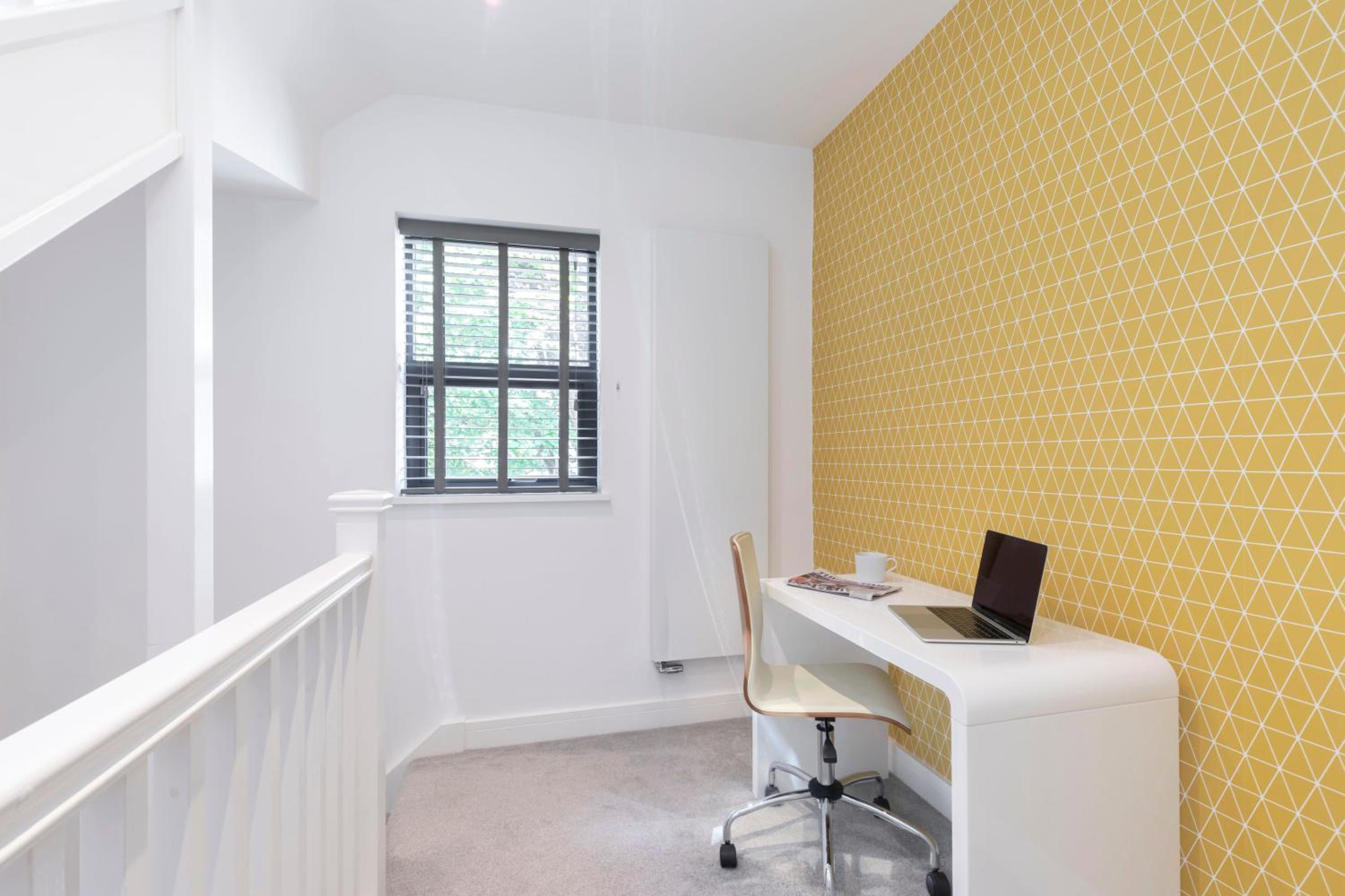 Elliot Oliver - The Penthouse - 2 Bedroom Town Centre Apartment With Parking view 2