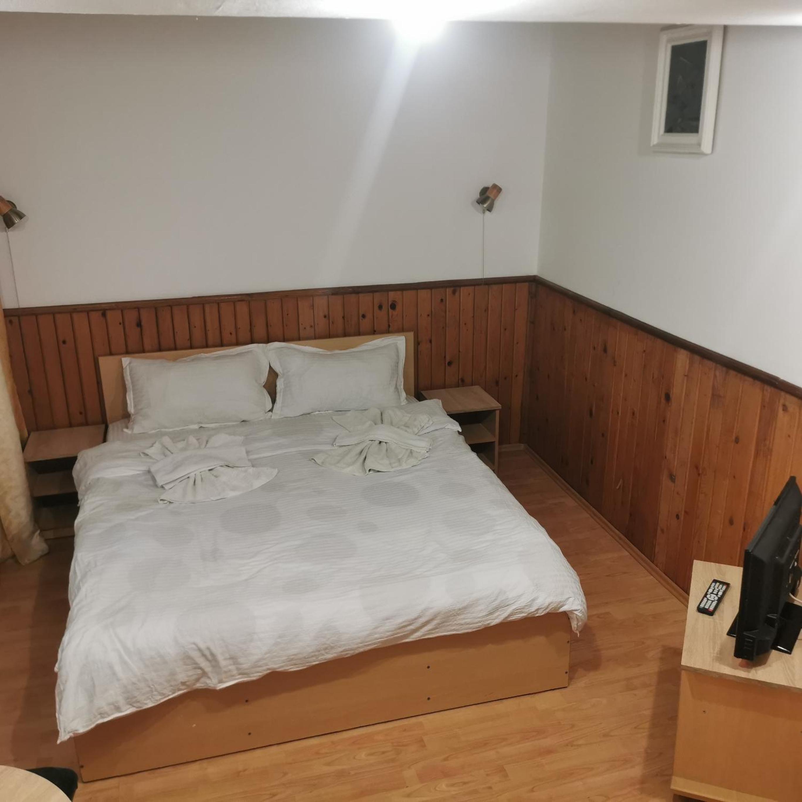 Photo 43
