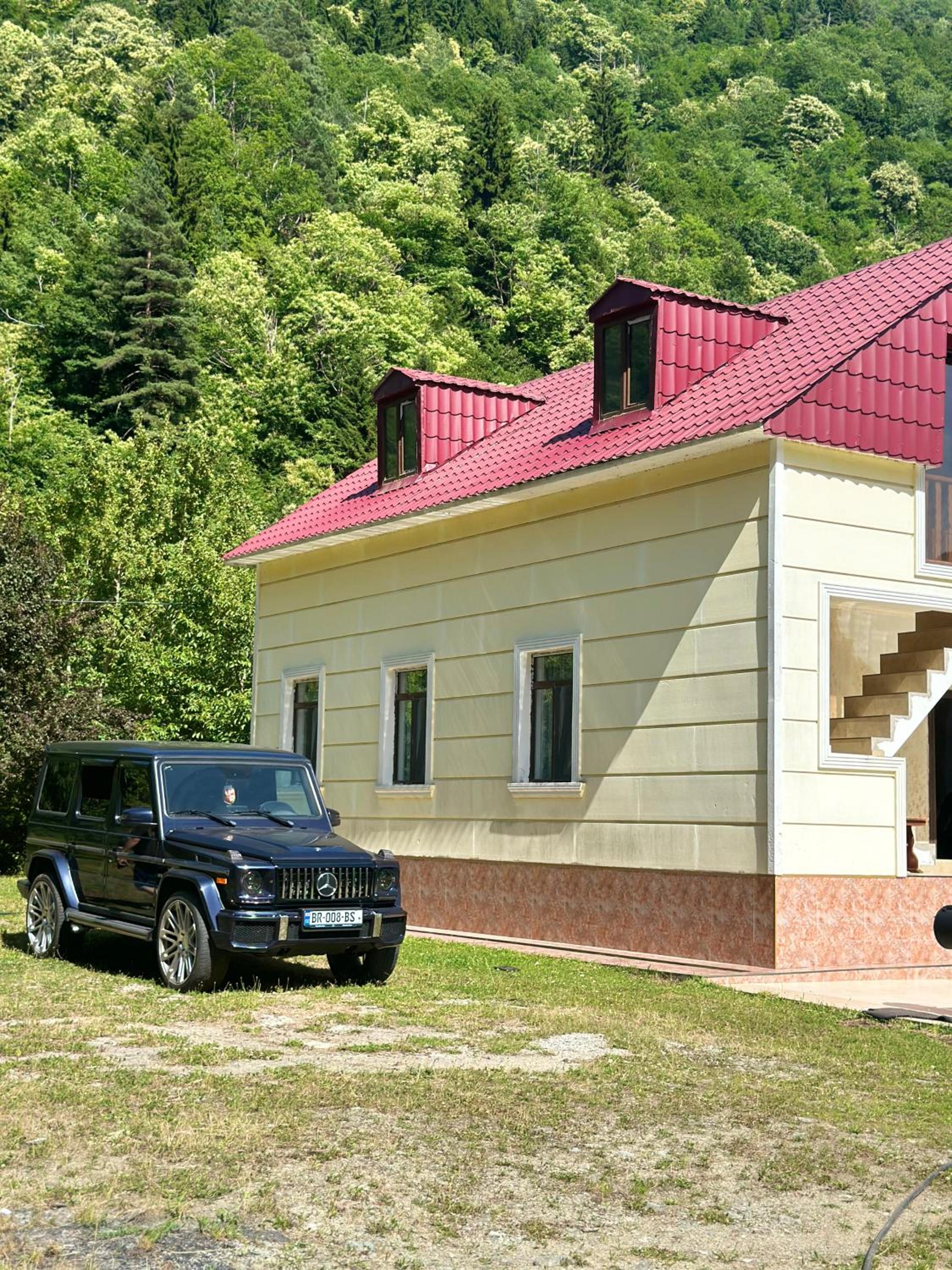 Photo 12