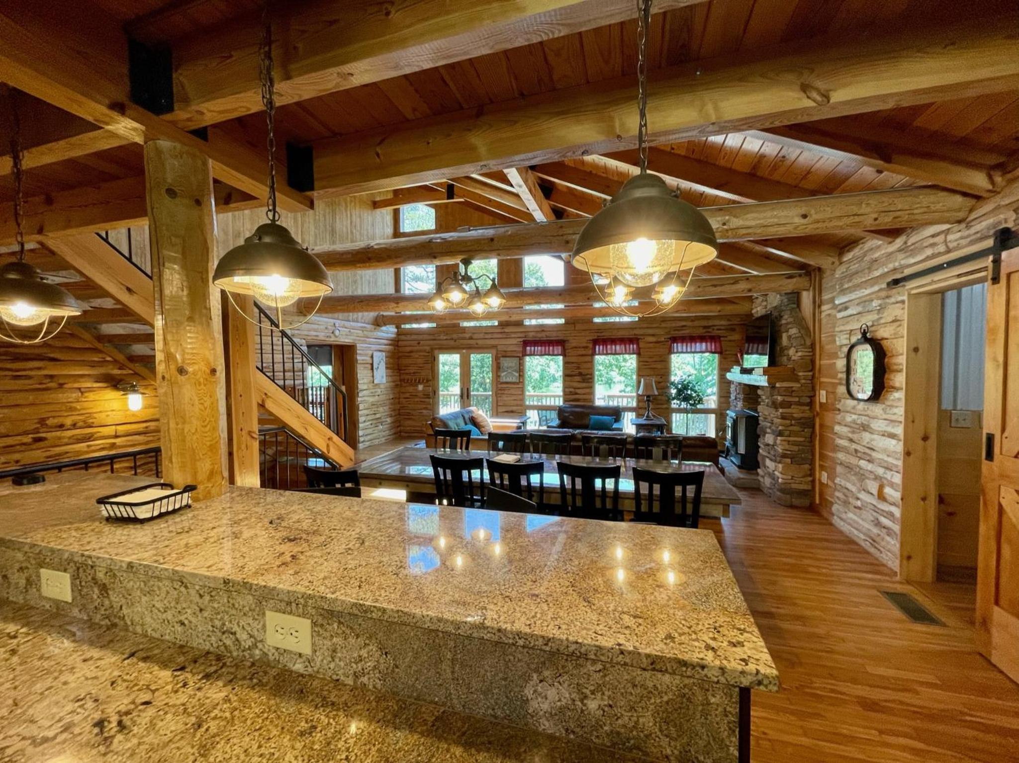 Rhinostar Lakeside Retreat view 3