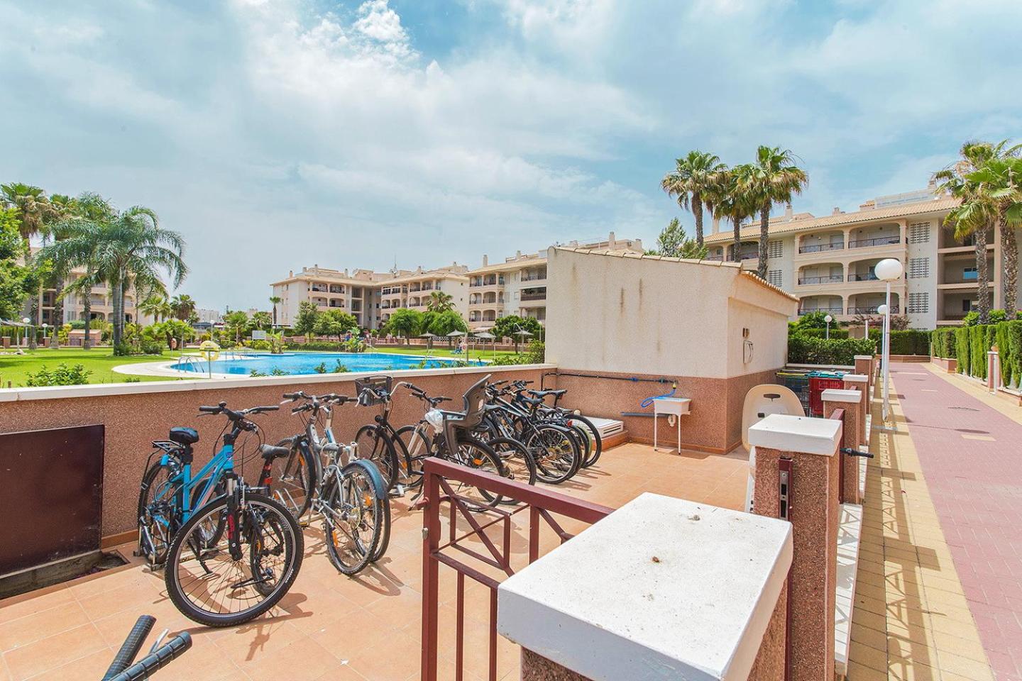 221 Lovely Laguna Alicante-Holiday view 2