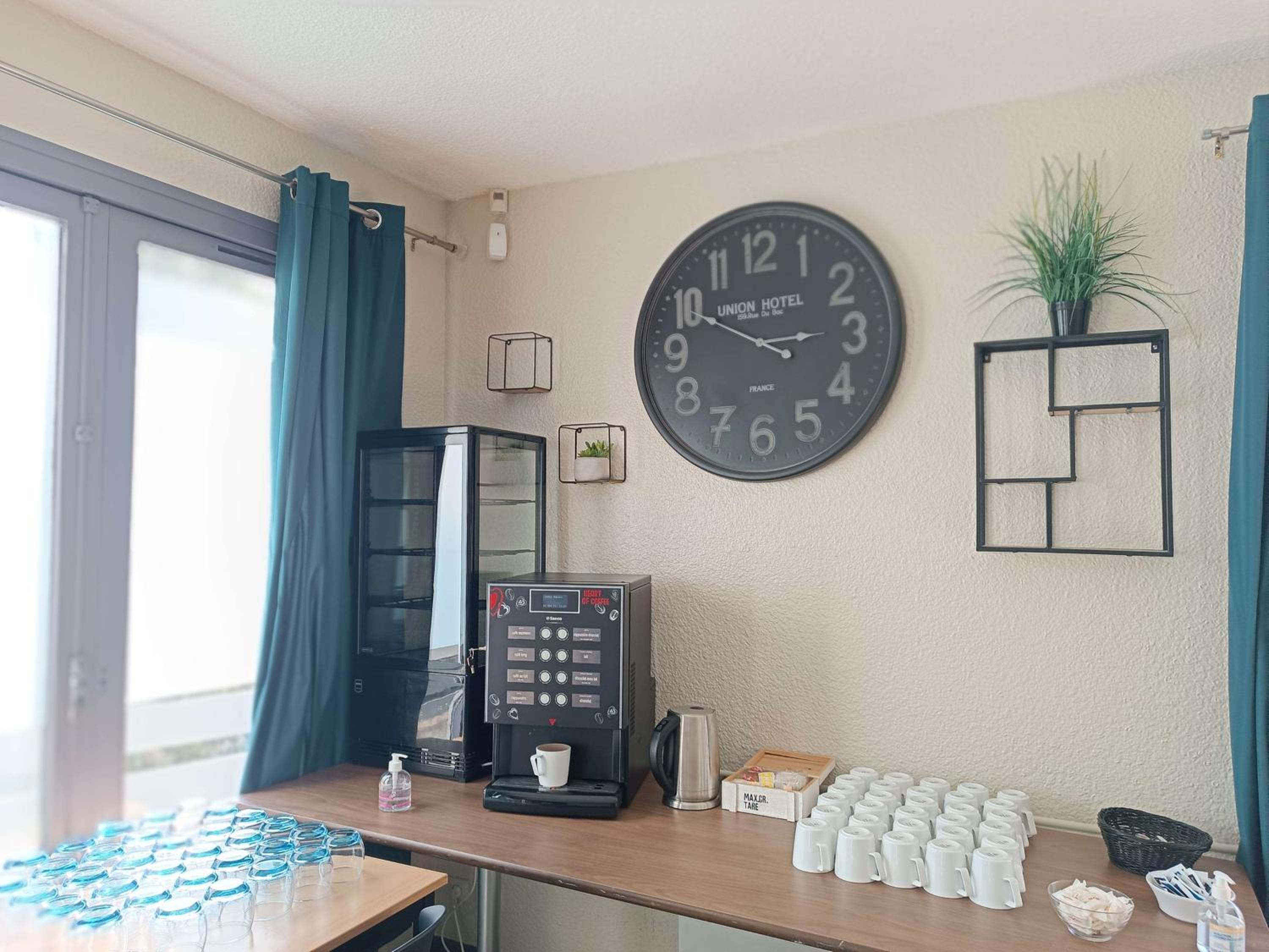 Quimper Vacations - Brit Hotel Quimper Sud - Property Image 3