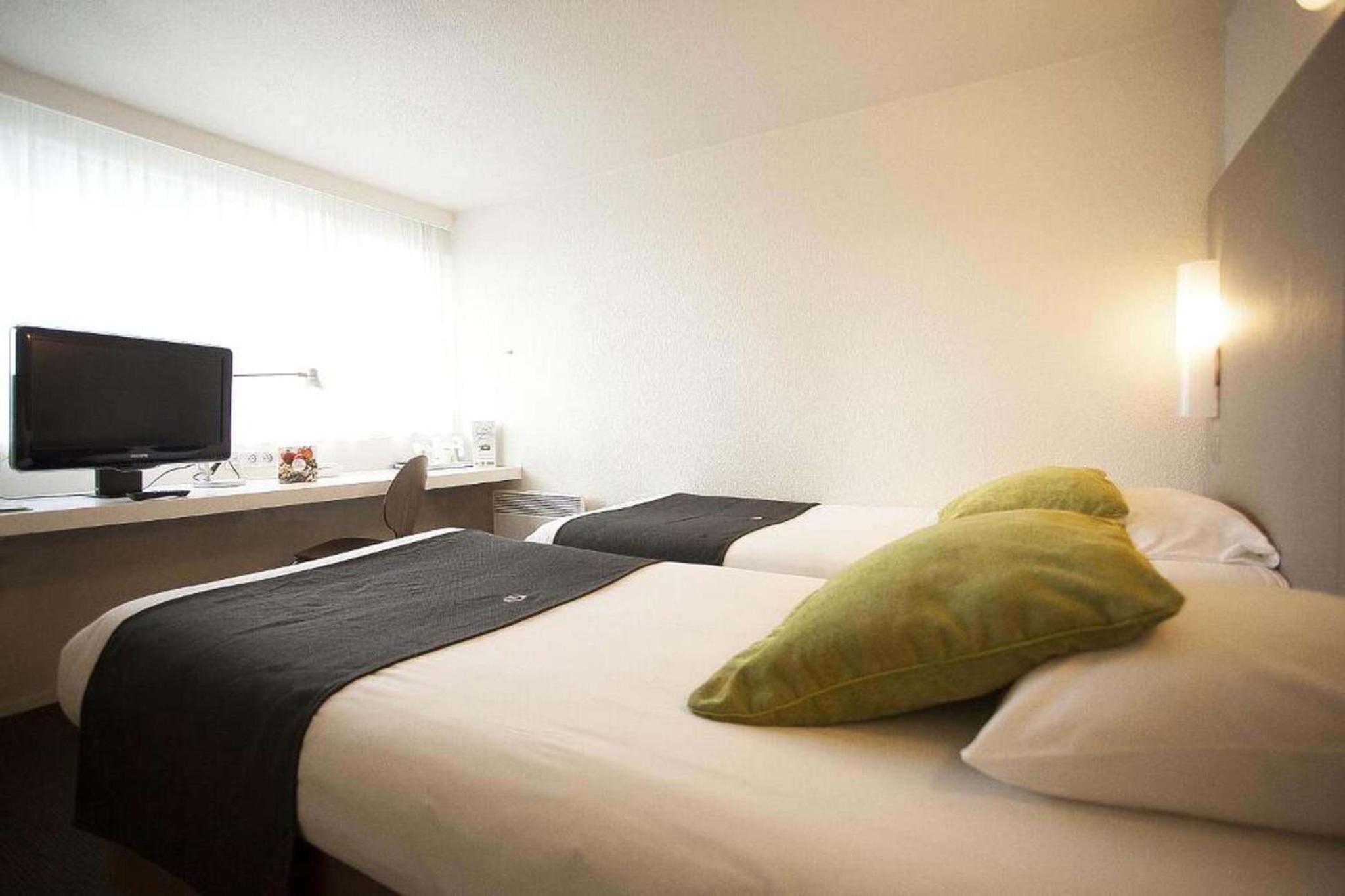 Quimper Vacations - Brit Hotel Quimper Sud - Property Image 5