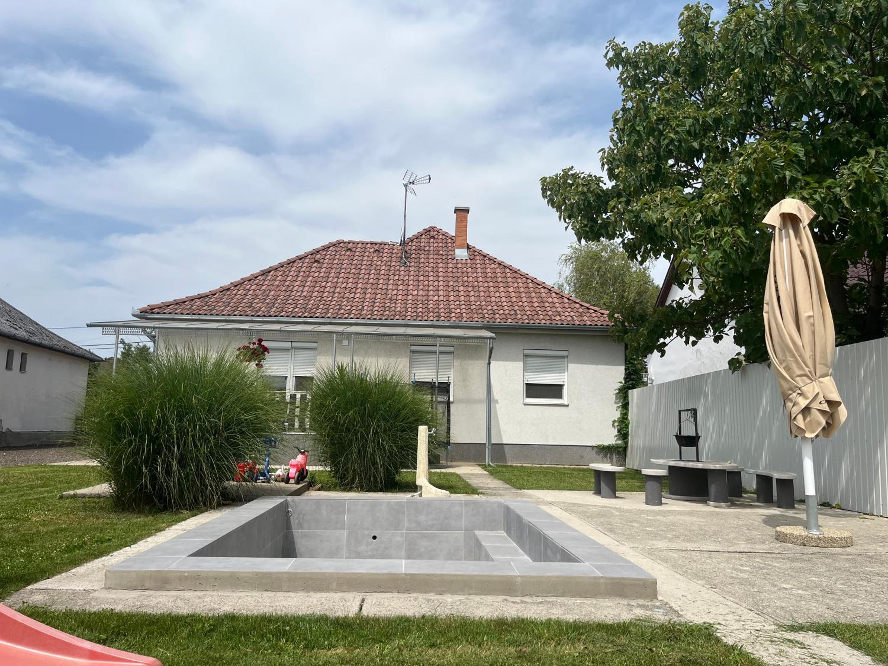 Pandora Pool Apartman