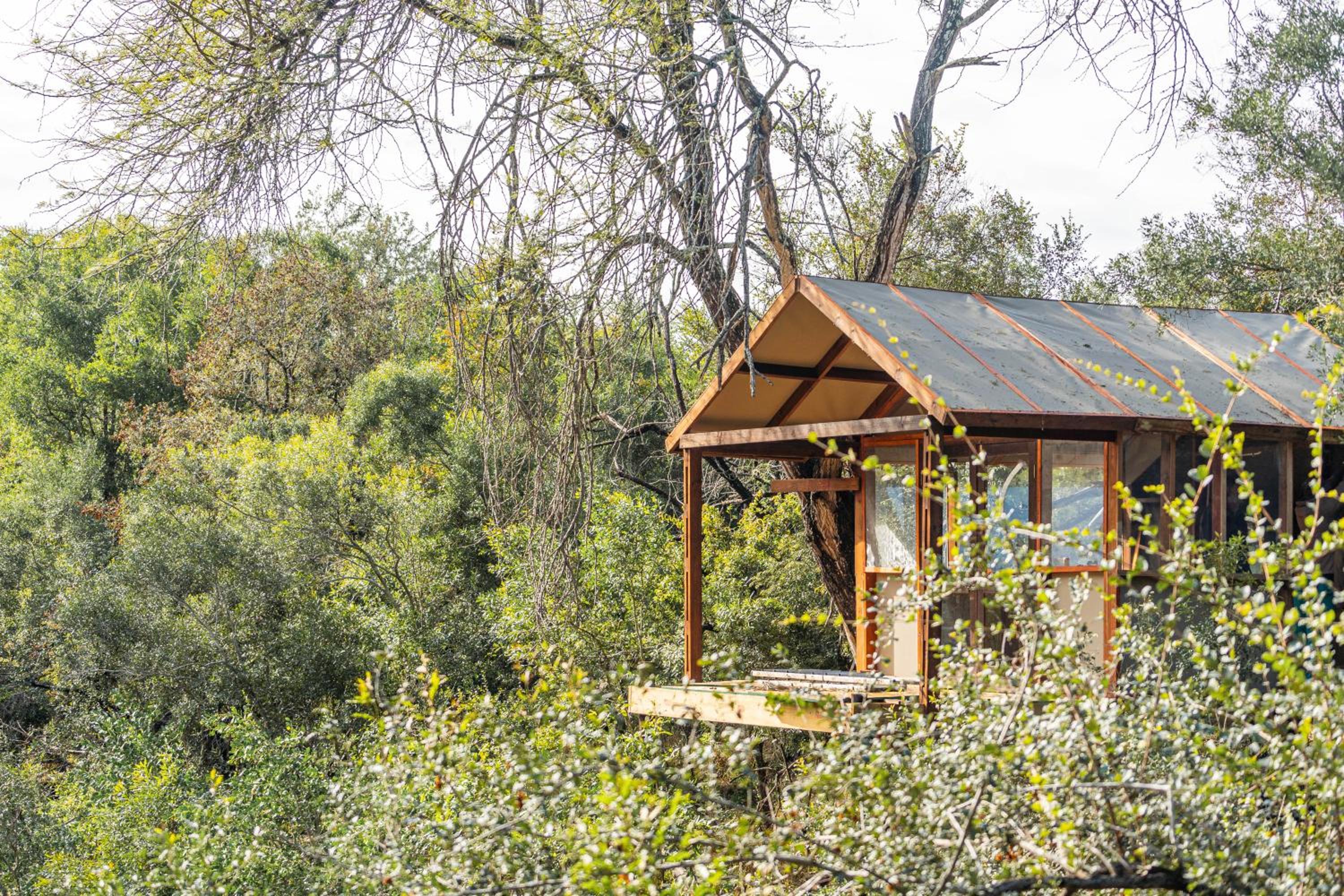 Ndzhaka Tented Camp view 4