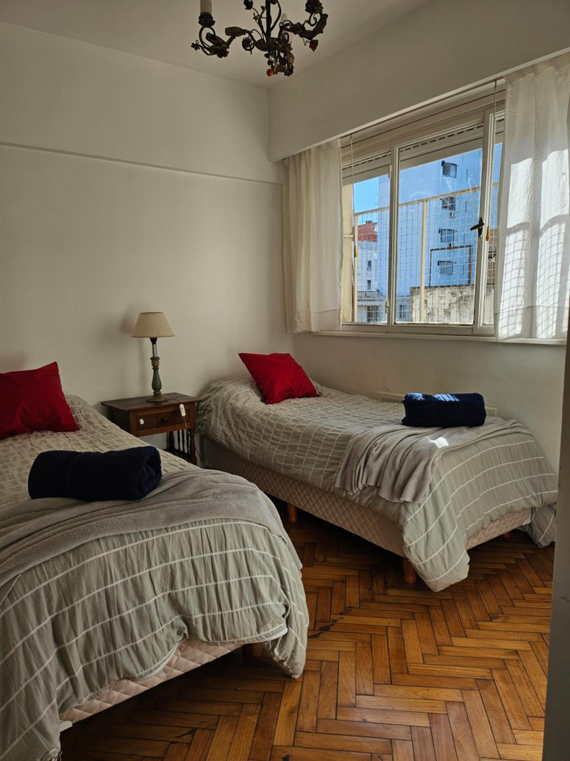 Departamento entero en el centro para 4