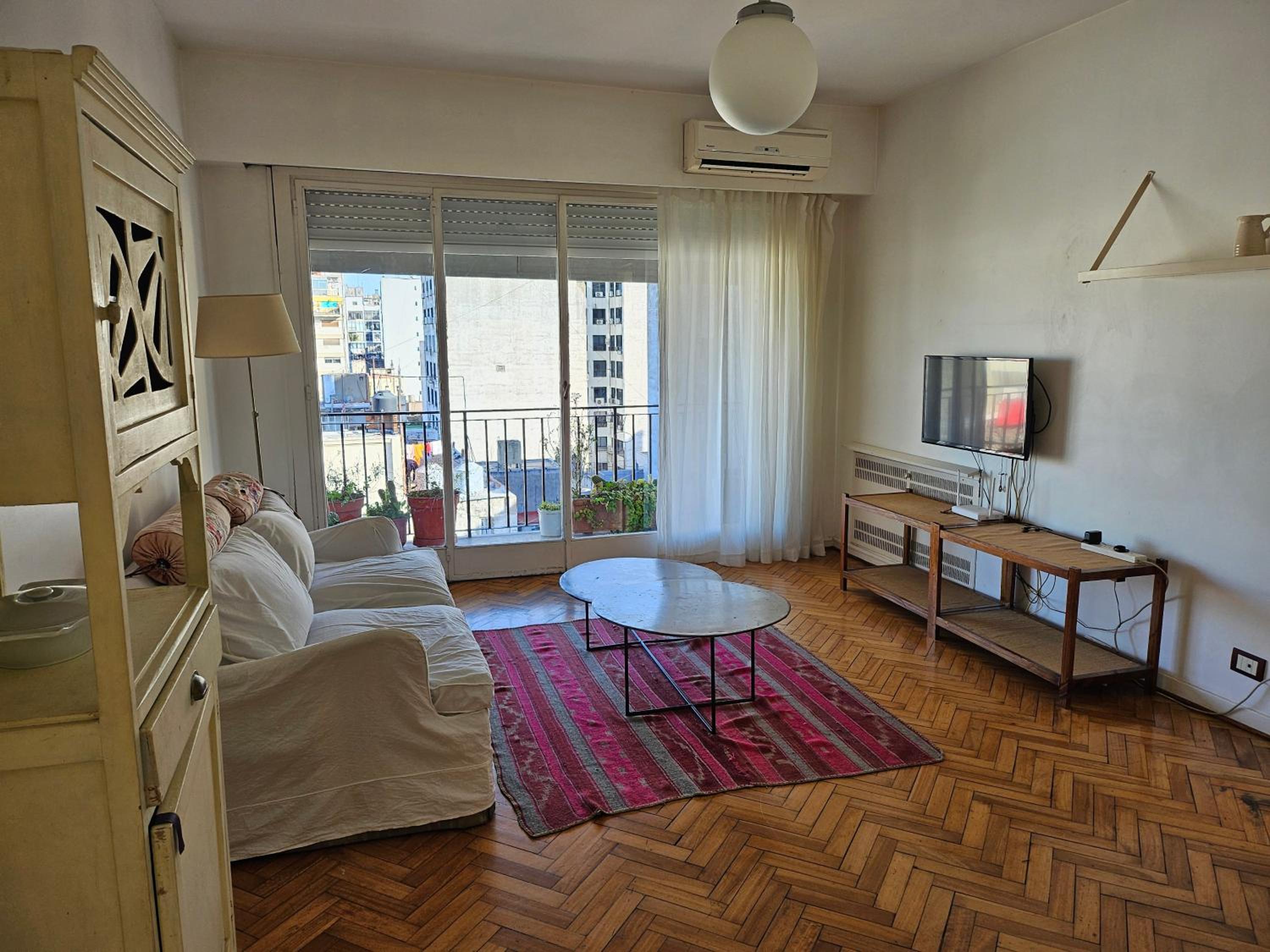 Departamento entero en el centro para 4