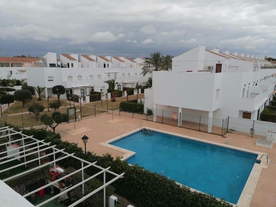 Buganvillas Urbanisation House Facing Pool