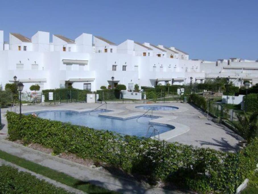 Buganvillas Urbanisation House Facing Pool