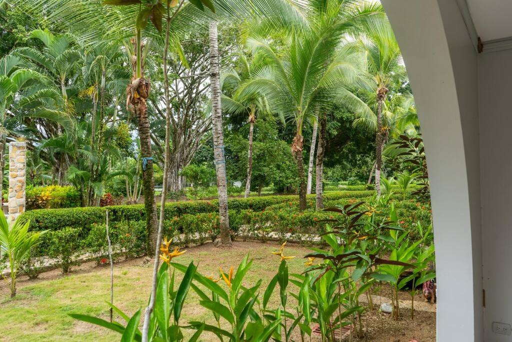 Tropical Oasis Family 2bdr
