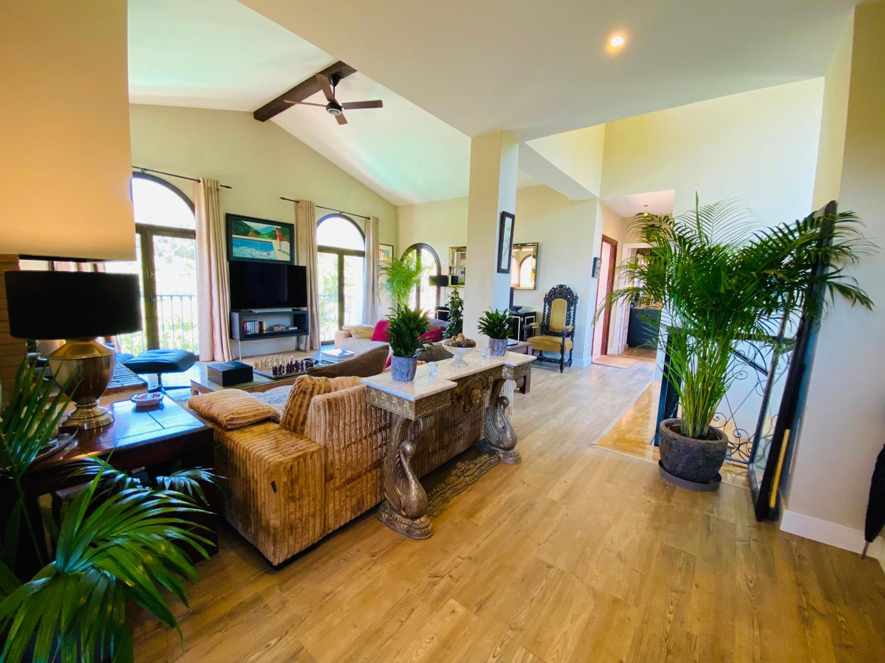 Peaceful 3 Bedroom Villa with Infinity Pool Estepona Marbella