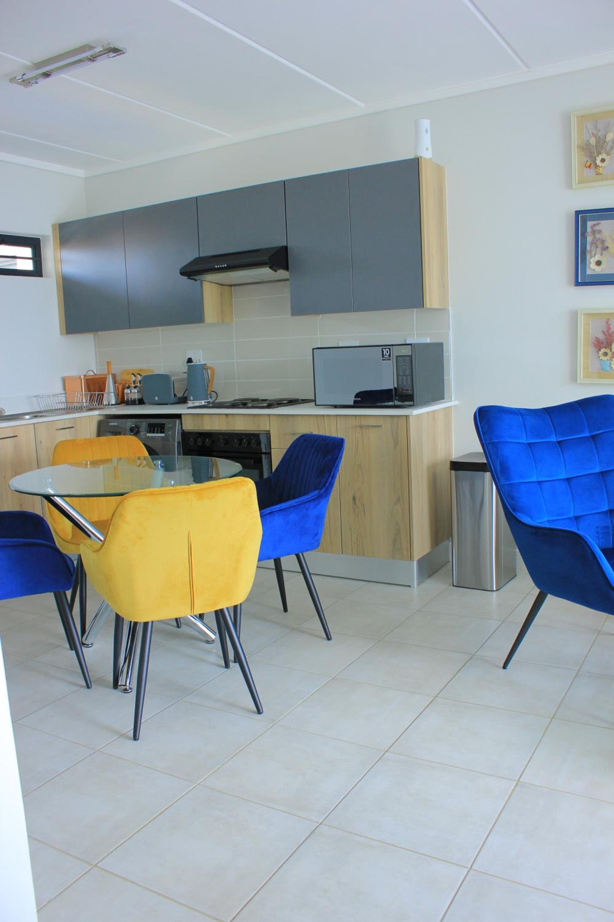 Cityscape Luxurious Apartment 2 view 4
