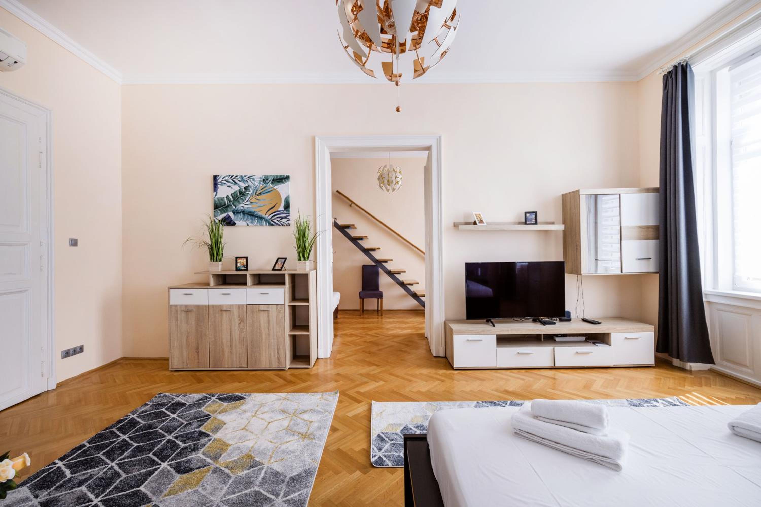 Reba Apartment