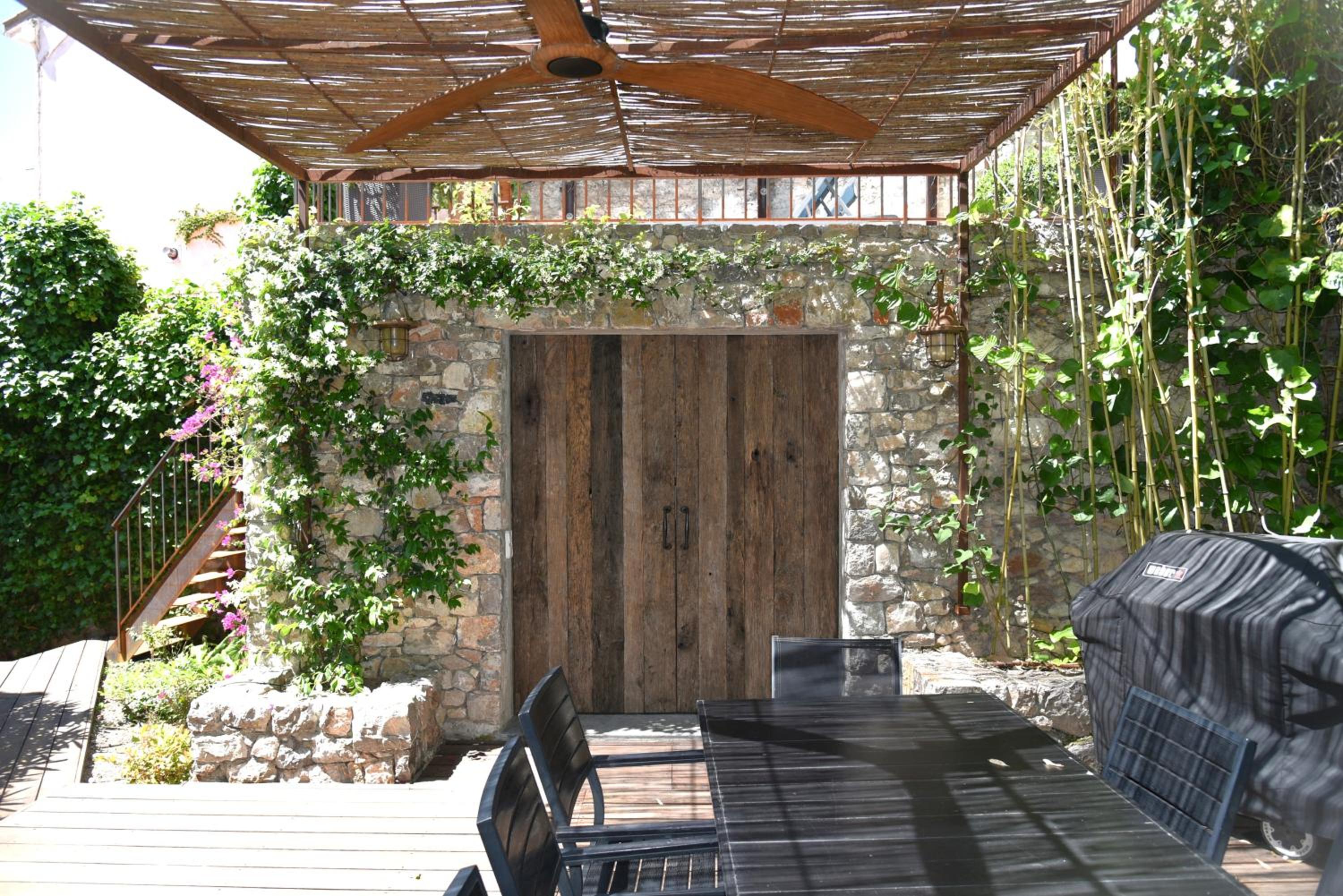 Villa Le Loft by Festif Azur 4-Star 200m2 House with Garden, 5-Min Walk to Palais des Festivals and Beaches