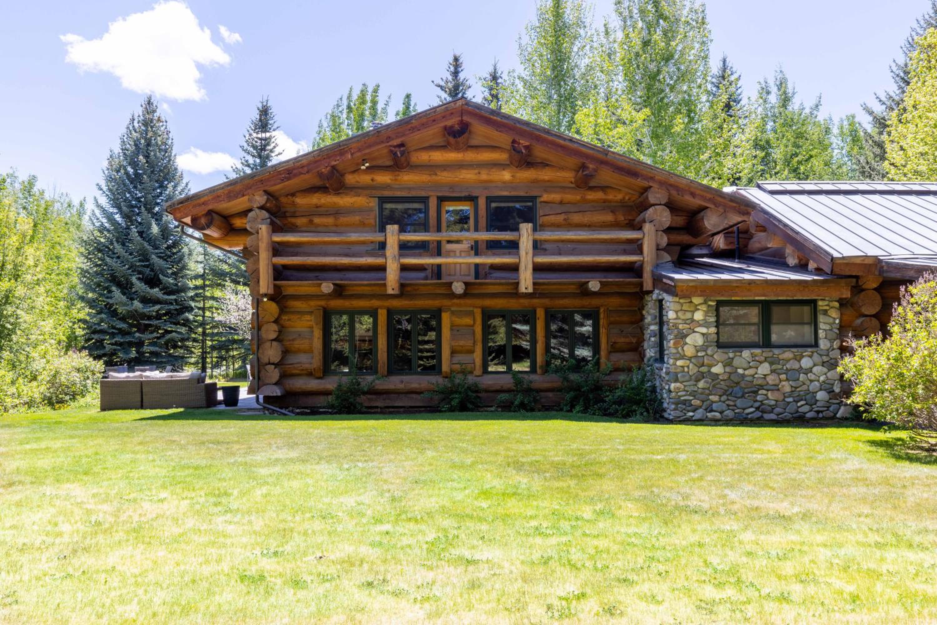 Ketchum Vacations - The Luxury Cabin at Comfort Circle - Property Image 2