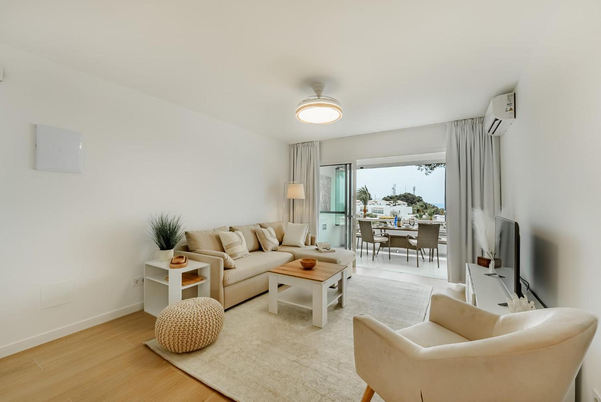 Luxury sea view apartment