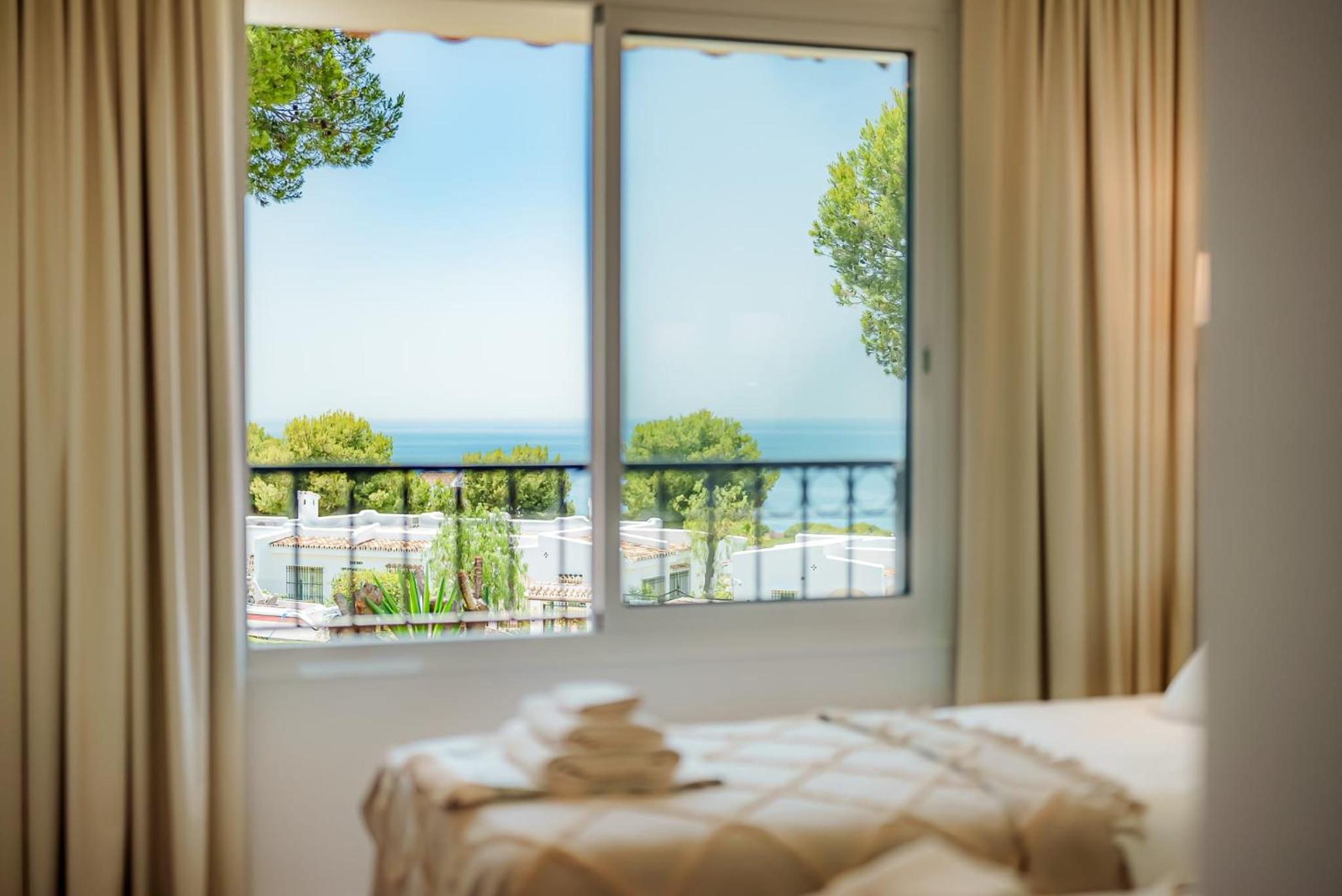 Luxury sea view apartment