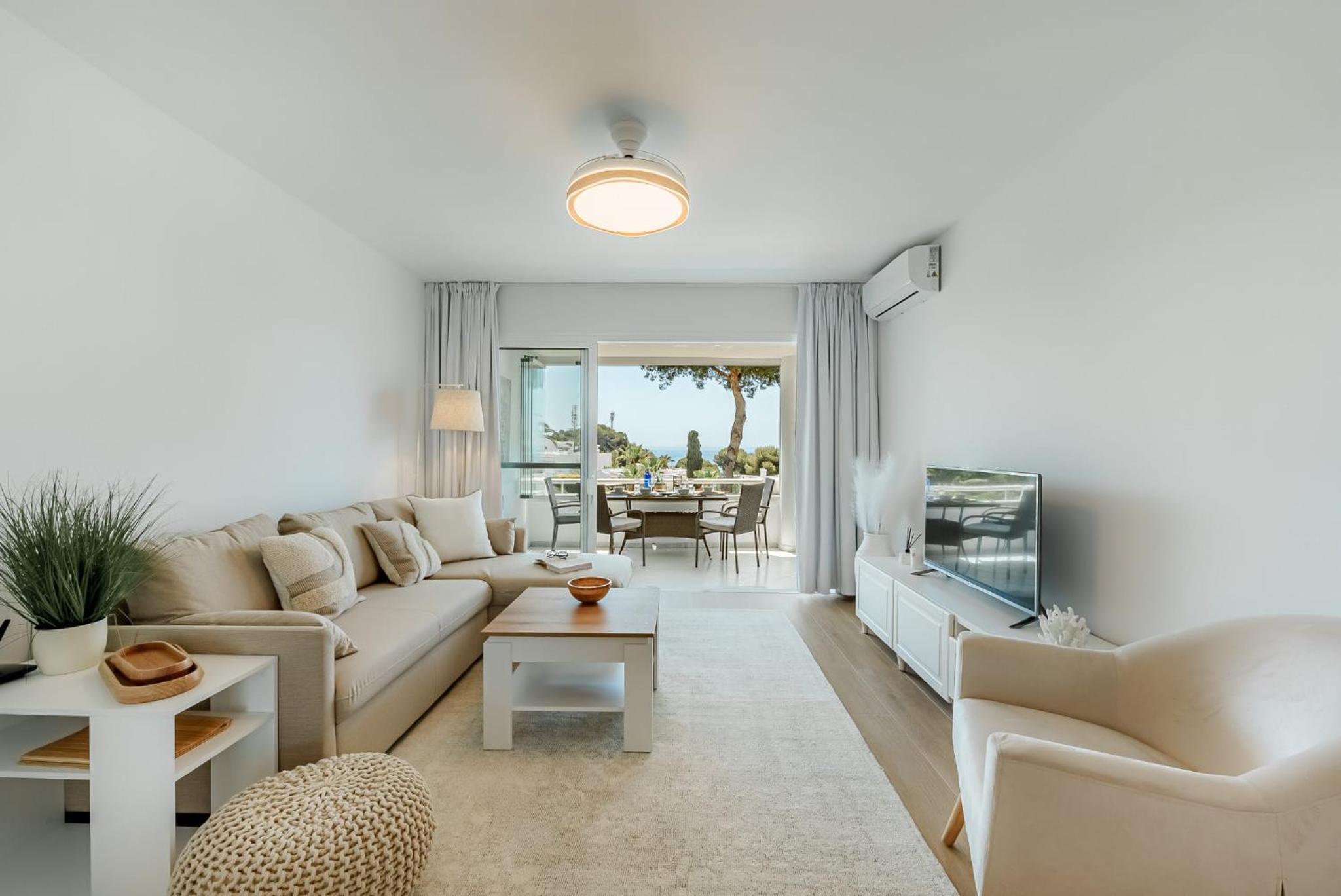 Luxury sea view apartment