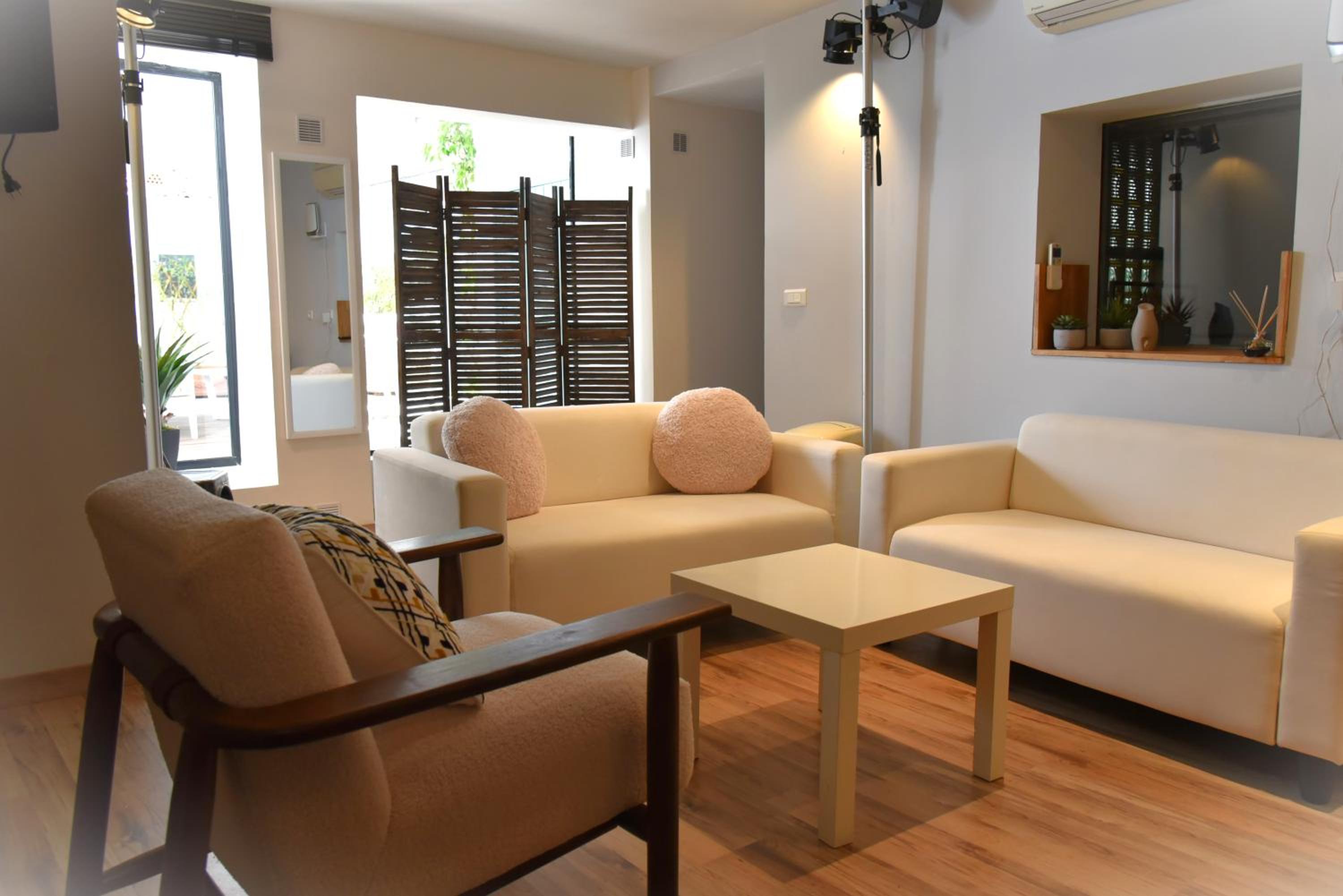Villa Le Loft by Festif Azur 4-Star 200m2 House with Garden, 5-Min Walk to Palais des Festivals and Beaches