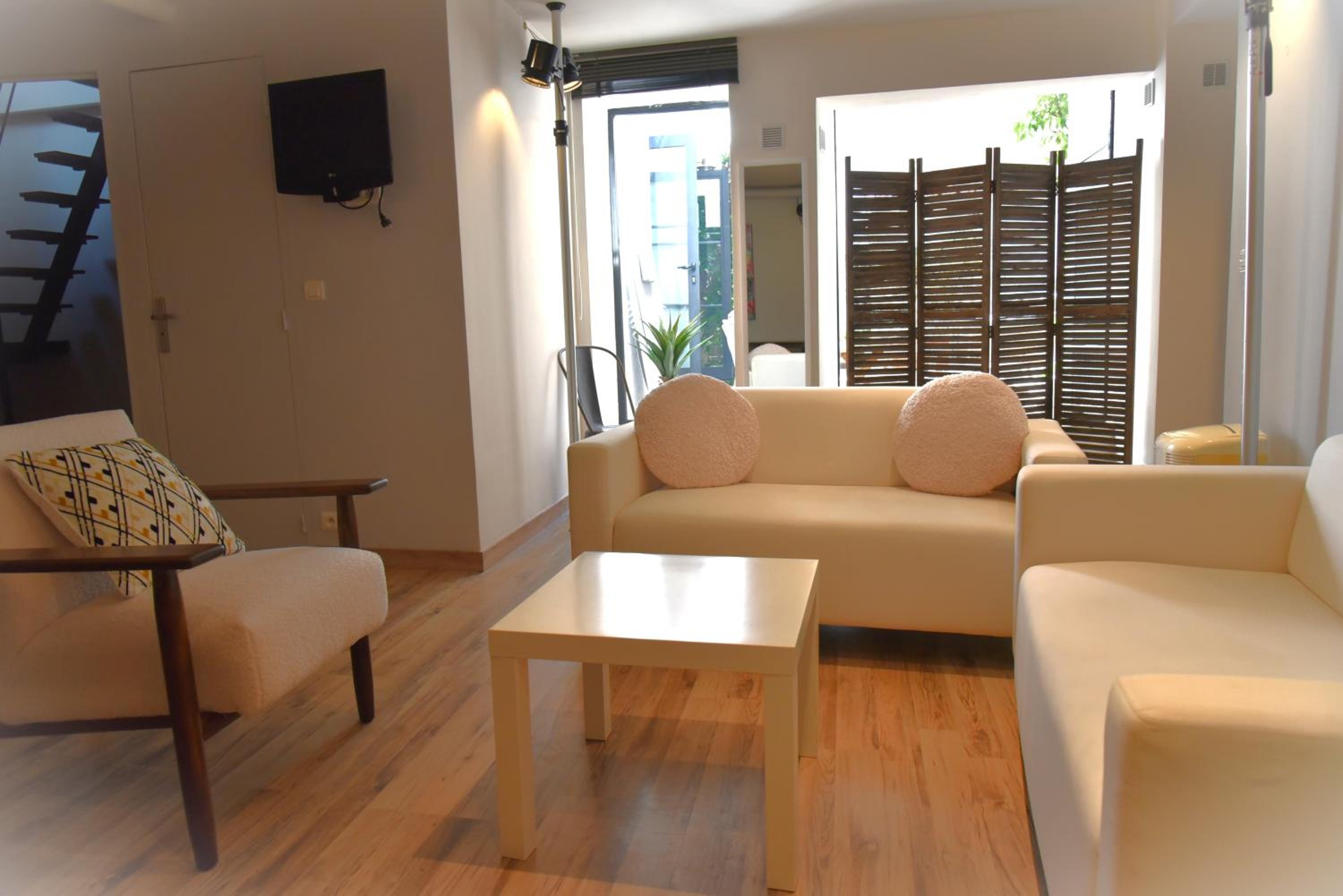 Villa Le Loft by Festif Azur 4-Star 200m2 House with Garden, 5-Min Walk to Palais des Festivals and Beaches