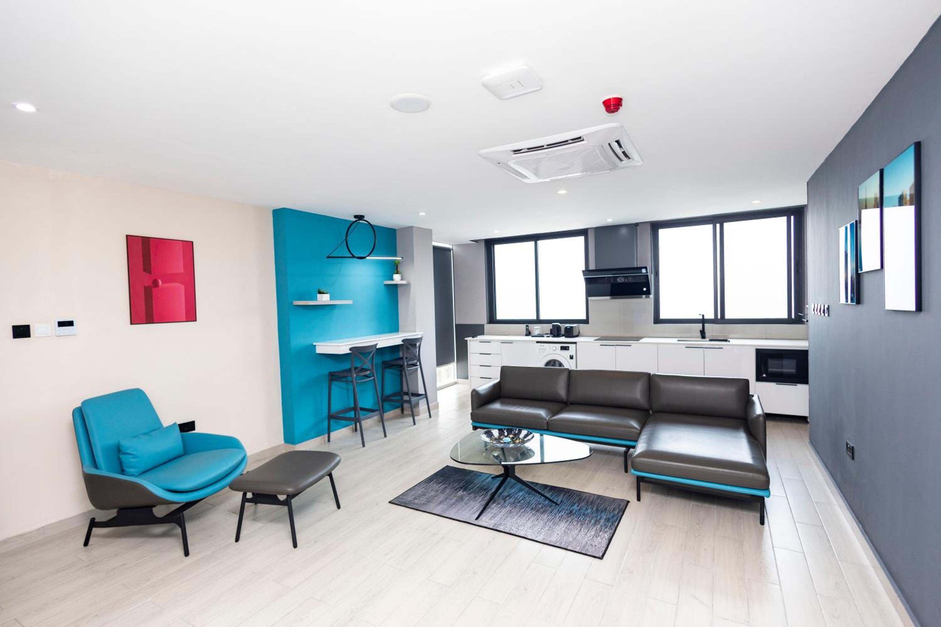 Bankable Roomzzz