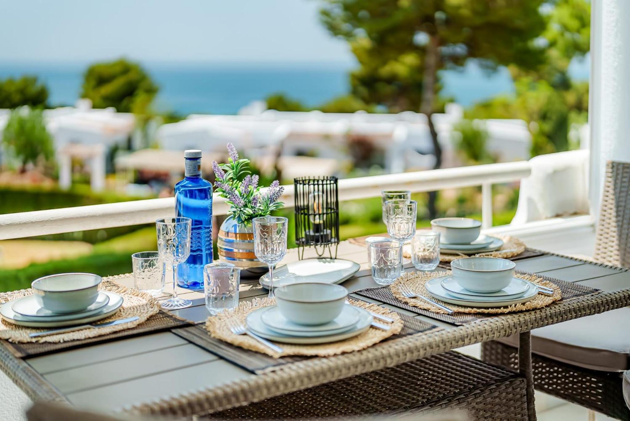 Luxury sea view apartment