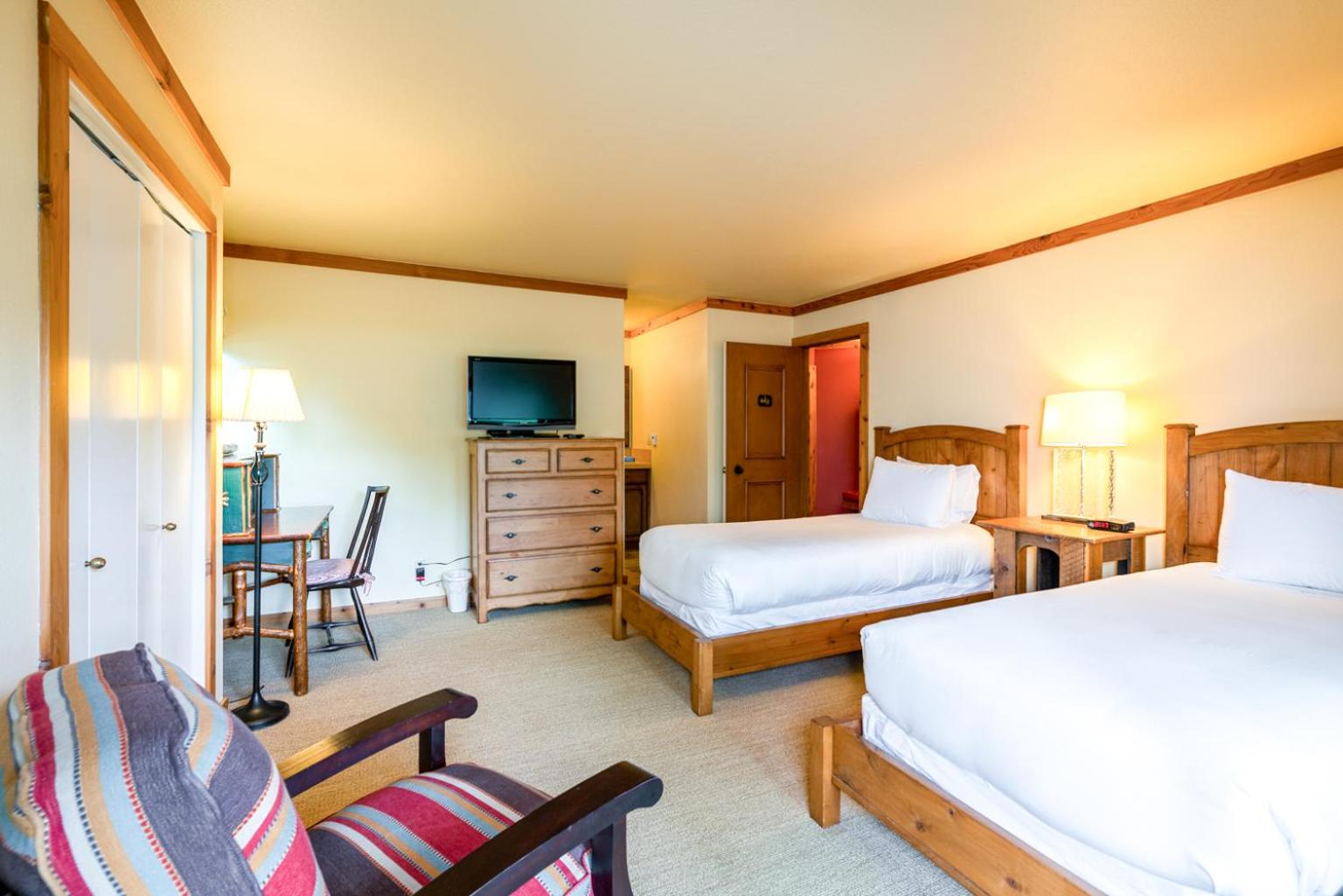 Miscellaneous Market Vacations - Spacious Wildflower Condo with Baldy Views - Property Image 3