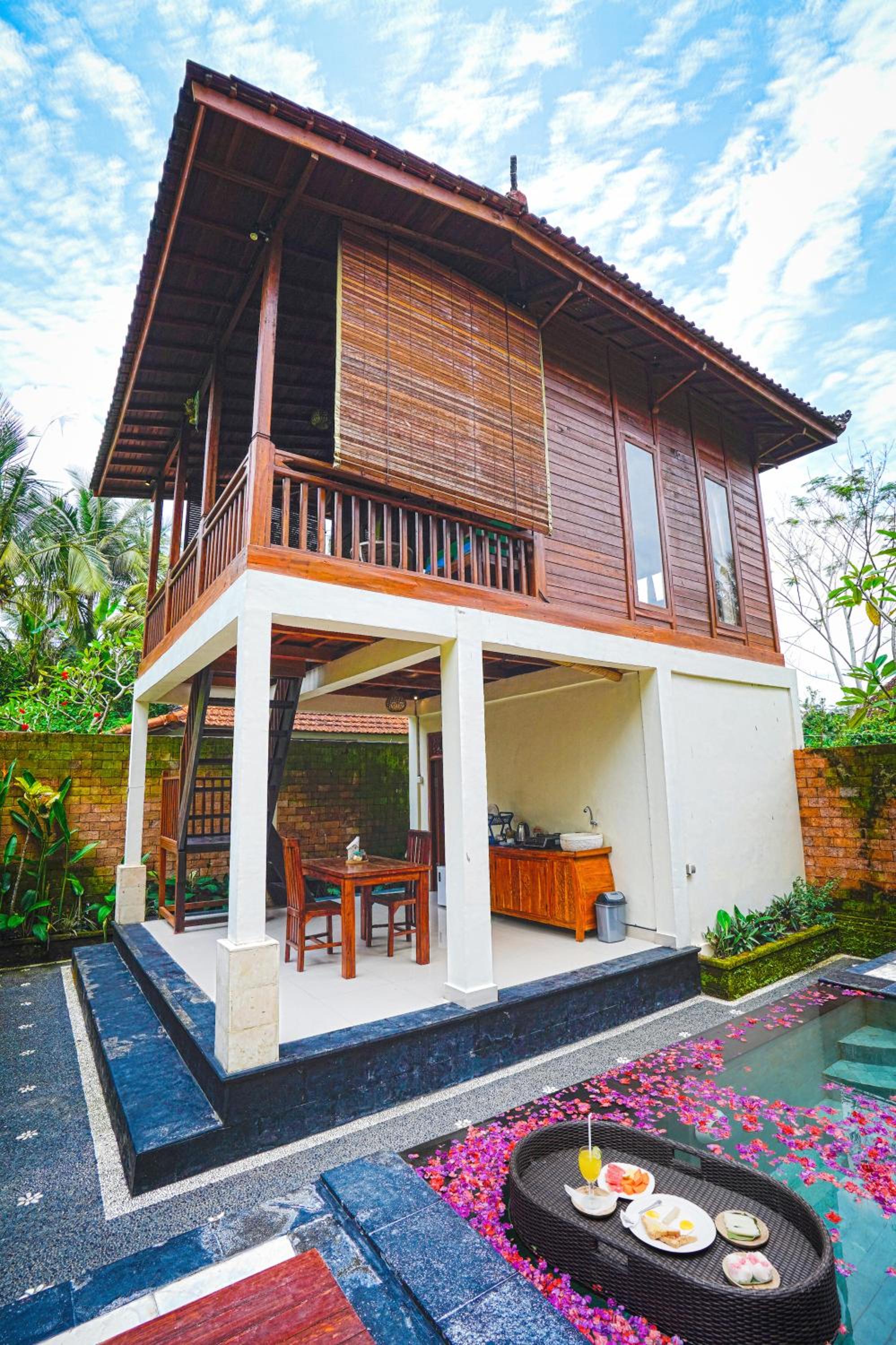 Ubud Sawah Scenery Villa and Homestay