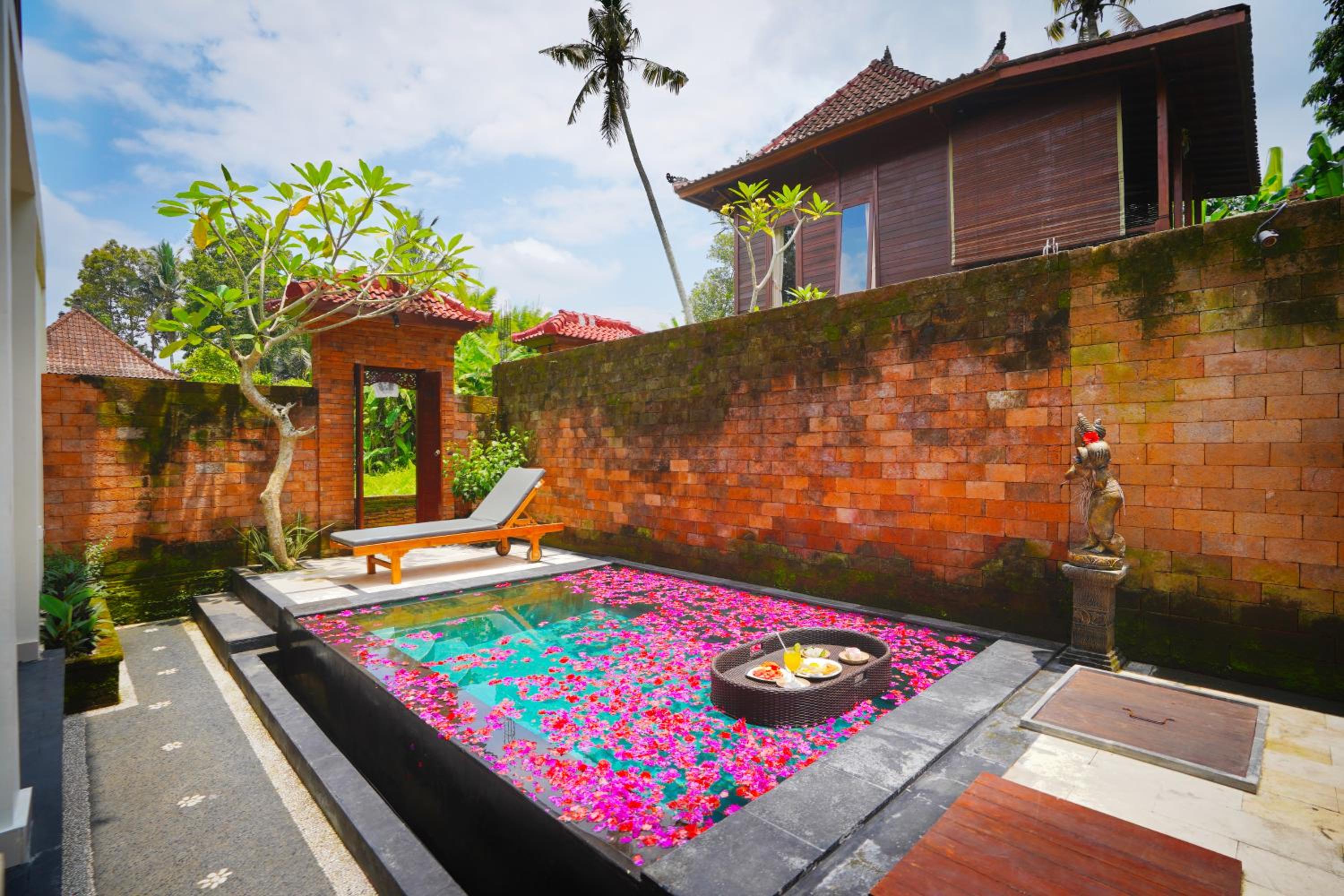 Ubud Sawah Scenery Villa and Homestay