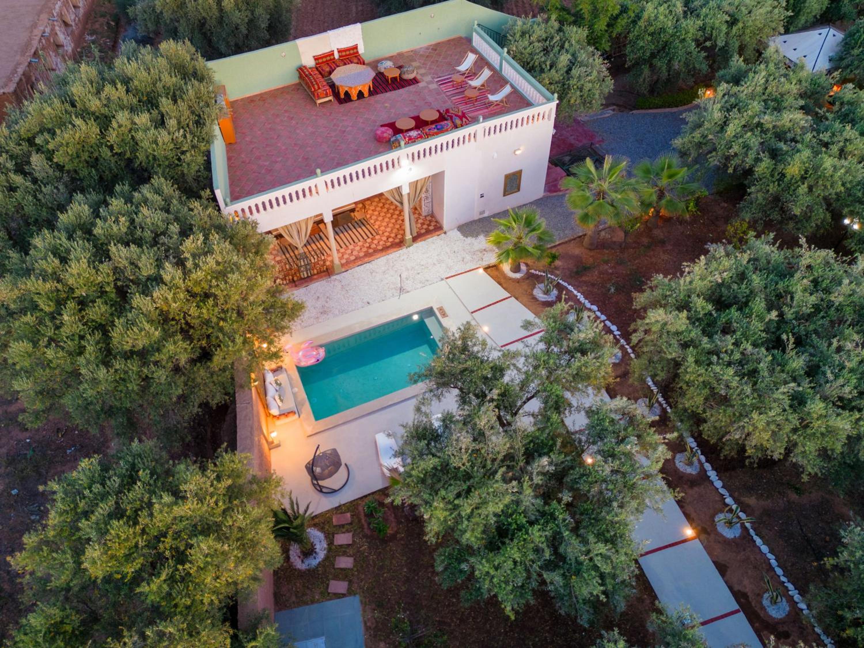 Villa Oliviers 5 Suites - Parking & Piscine Privée view 4