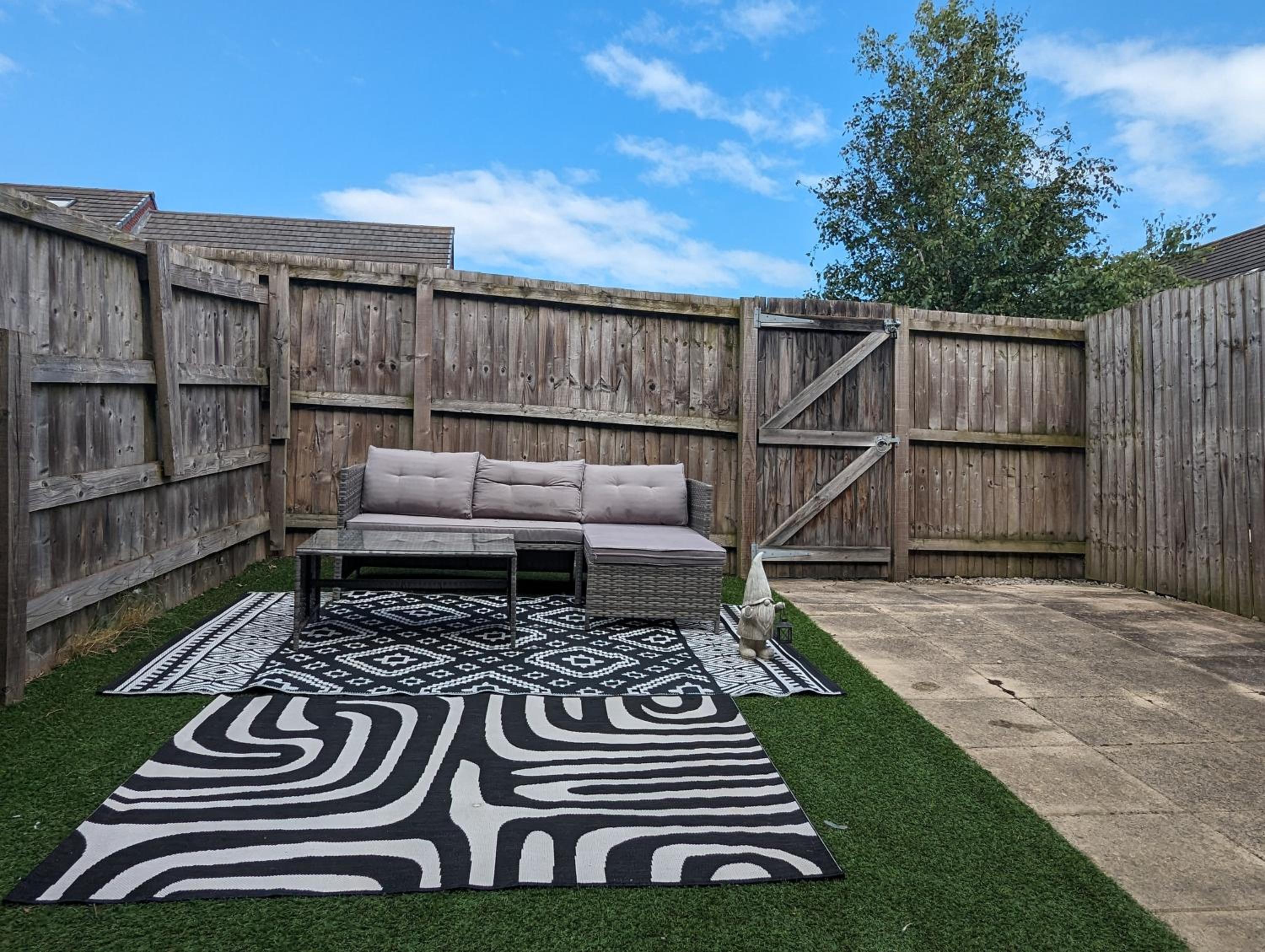 Liverpool Vacations - Large 4-bedrooms House Near Centre Free Parking - Property Image 4