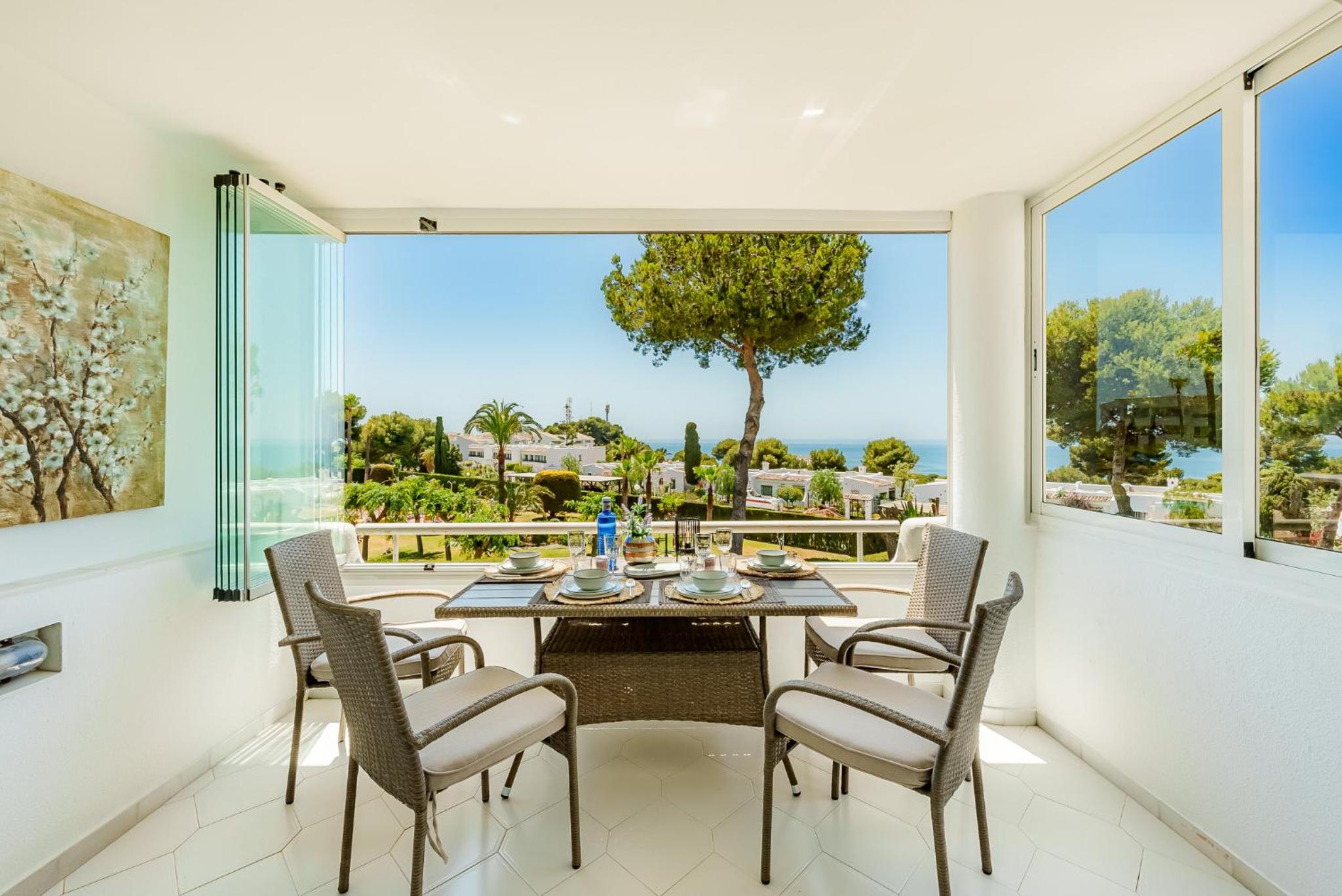 Luxury sea view apartment